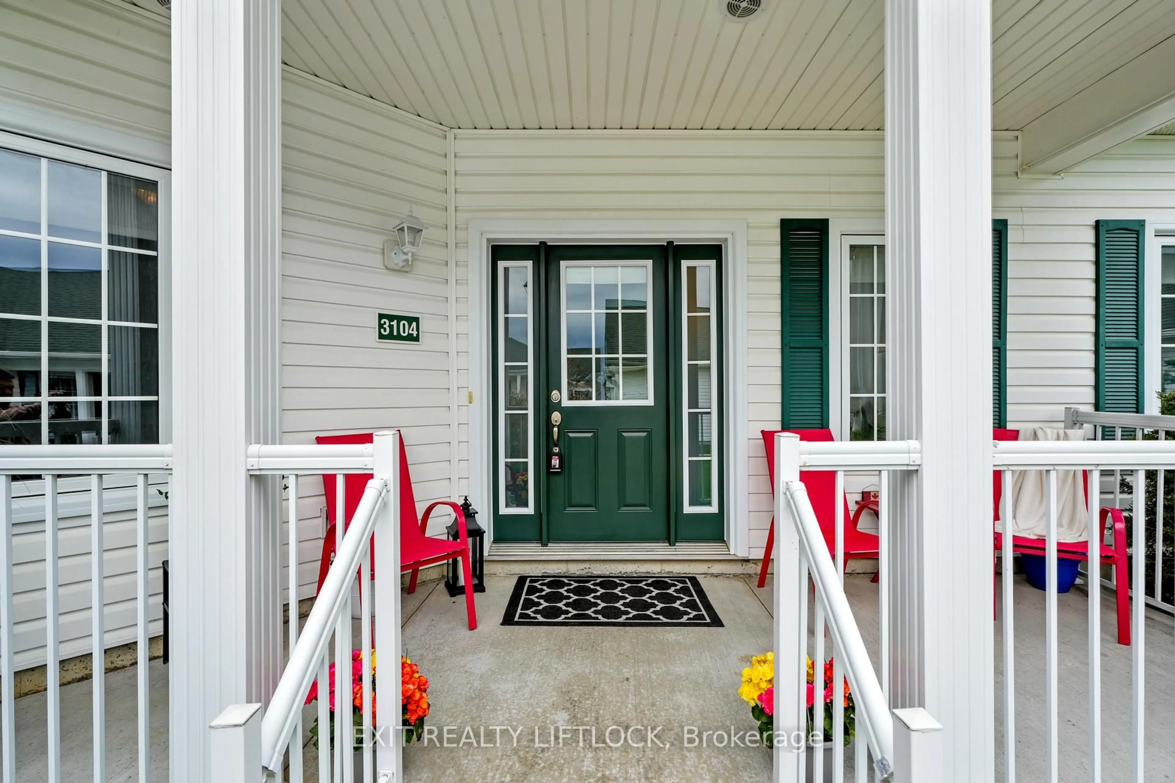 Indoor entryway for 300 Croft St #3104, Port Hope Ontario L1A 0E1