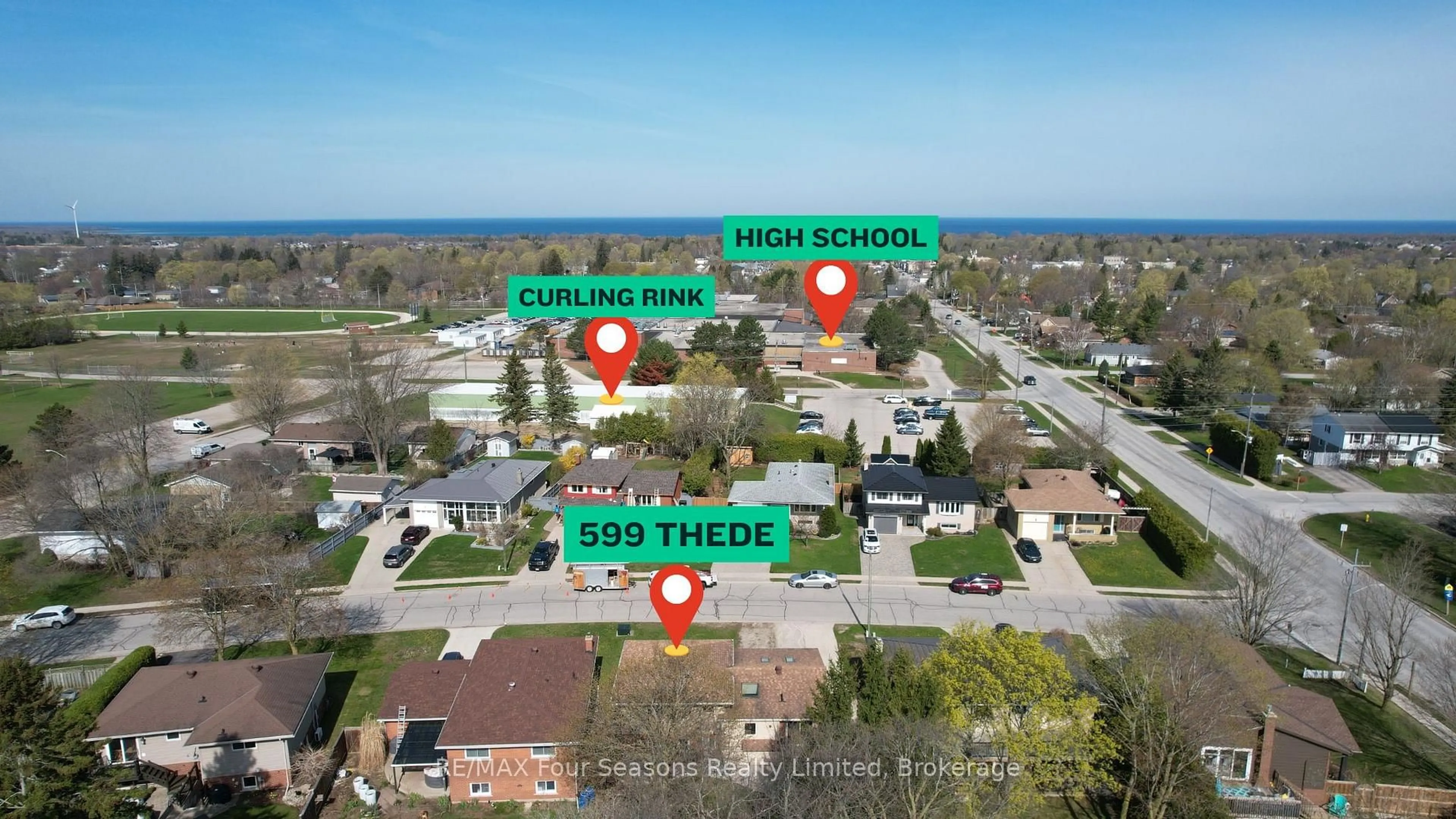 A pic from outside/outdoor area/front of a property/back of a property/a pic from drone, street for 599 Thede Dr, Saugeen Shores Ontario N0H 2C4
