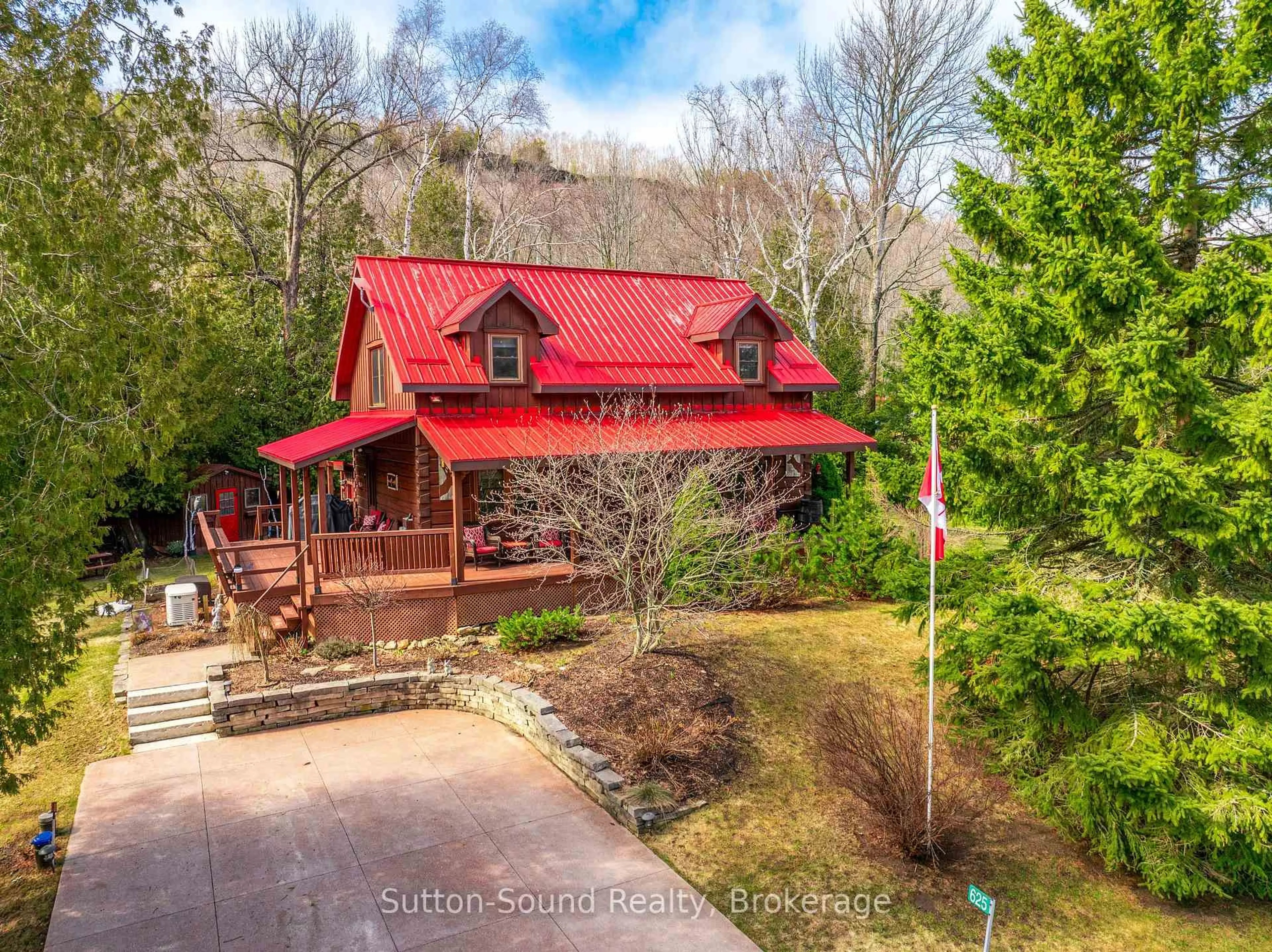 A pic from outside/outdoor area/front of a property/back of a property/a pic from drone, unknown for 625 Mallory Beach Rd, South Bruce Peninsula Ontario N0H 2T0