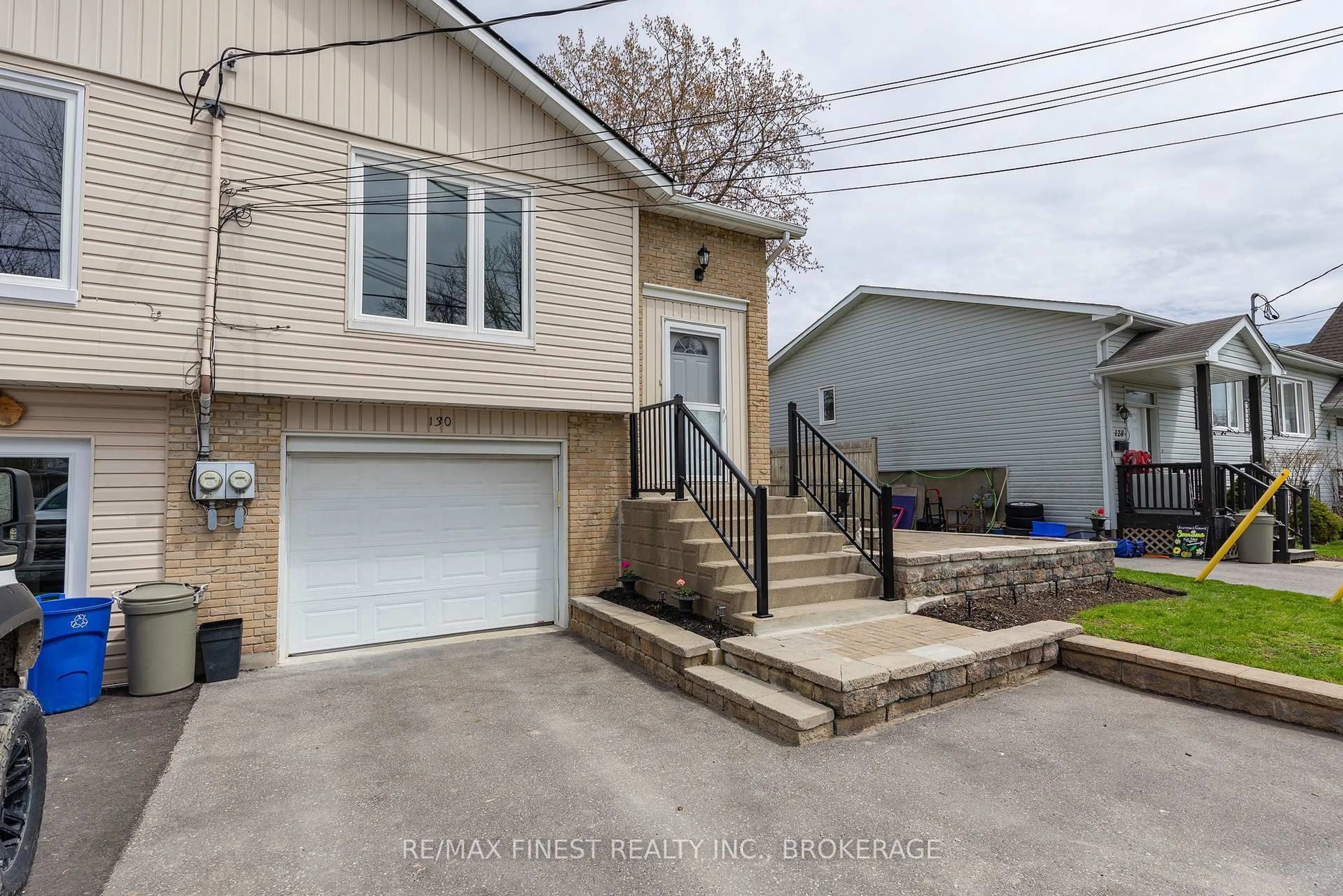 Unknown for 130 Sir John Johnson Dr, Bath Ontario K0H 1G0