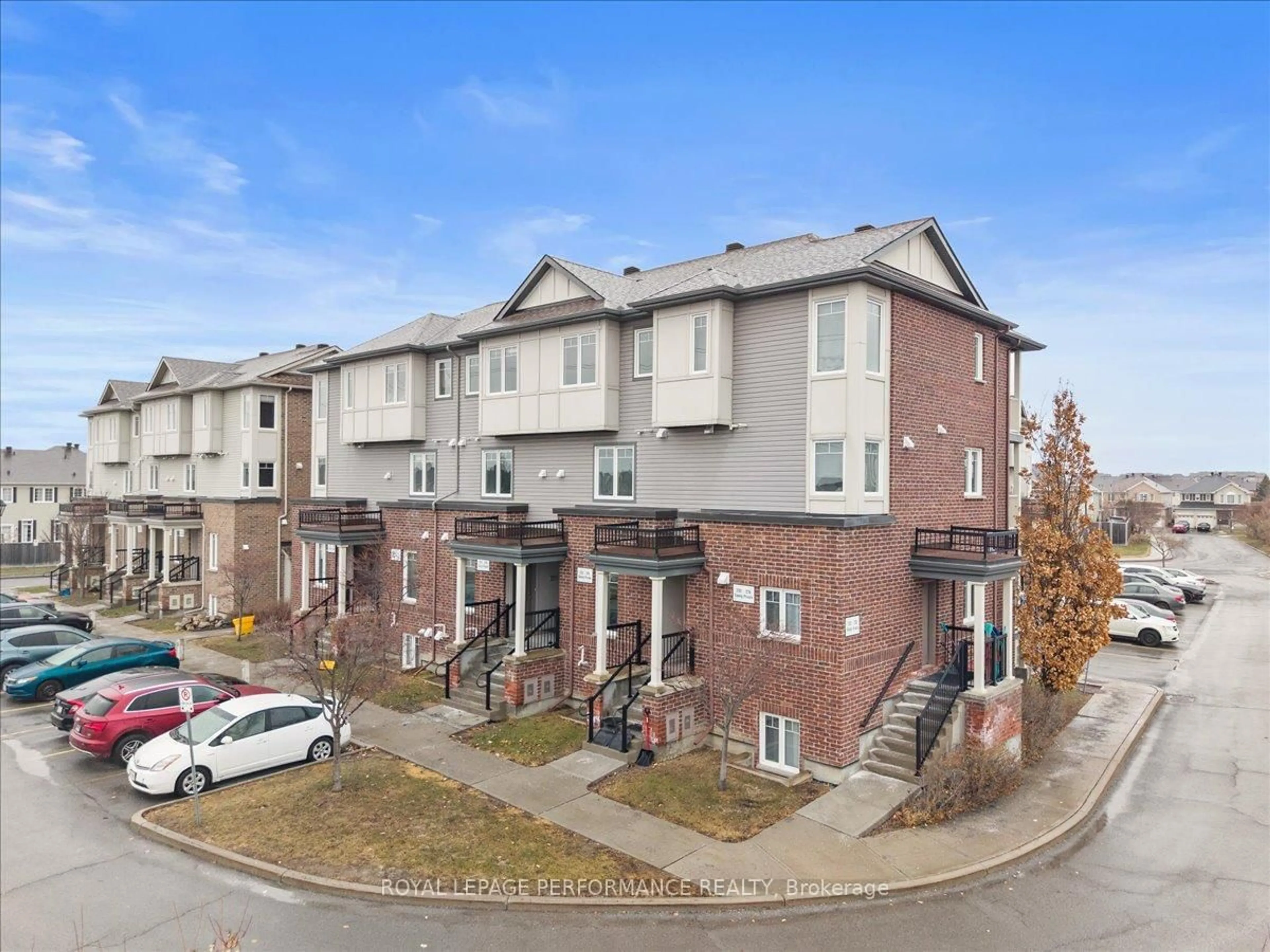 A pic from outside/outdoor area/front of a property/back of a property/a pic from drone, street for 232 Shanly Private, Ottawa Ontario K2J 5X6