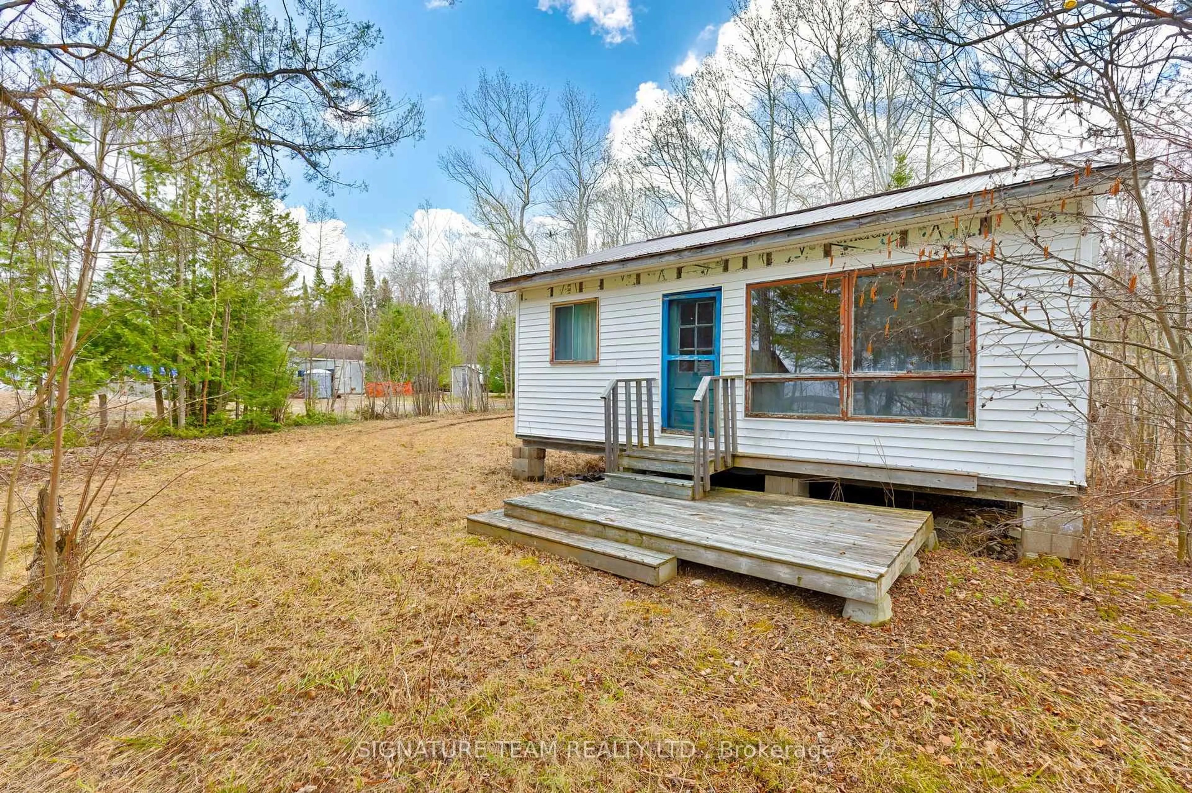 Unknown for 7B Bunchberry Lane, Golden Lake Ontario K0J 1X0