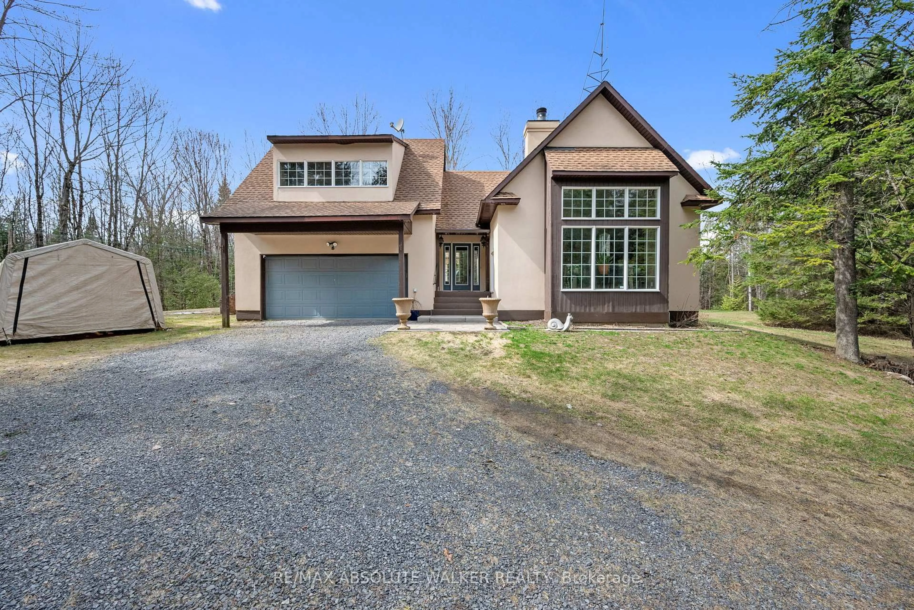 Unknown for 7681 Settler's Way, North Gower Ontario K0A 2T0