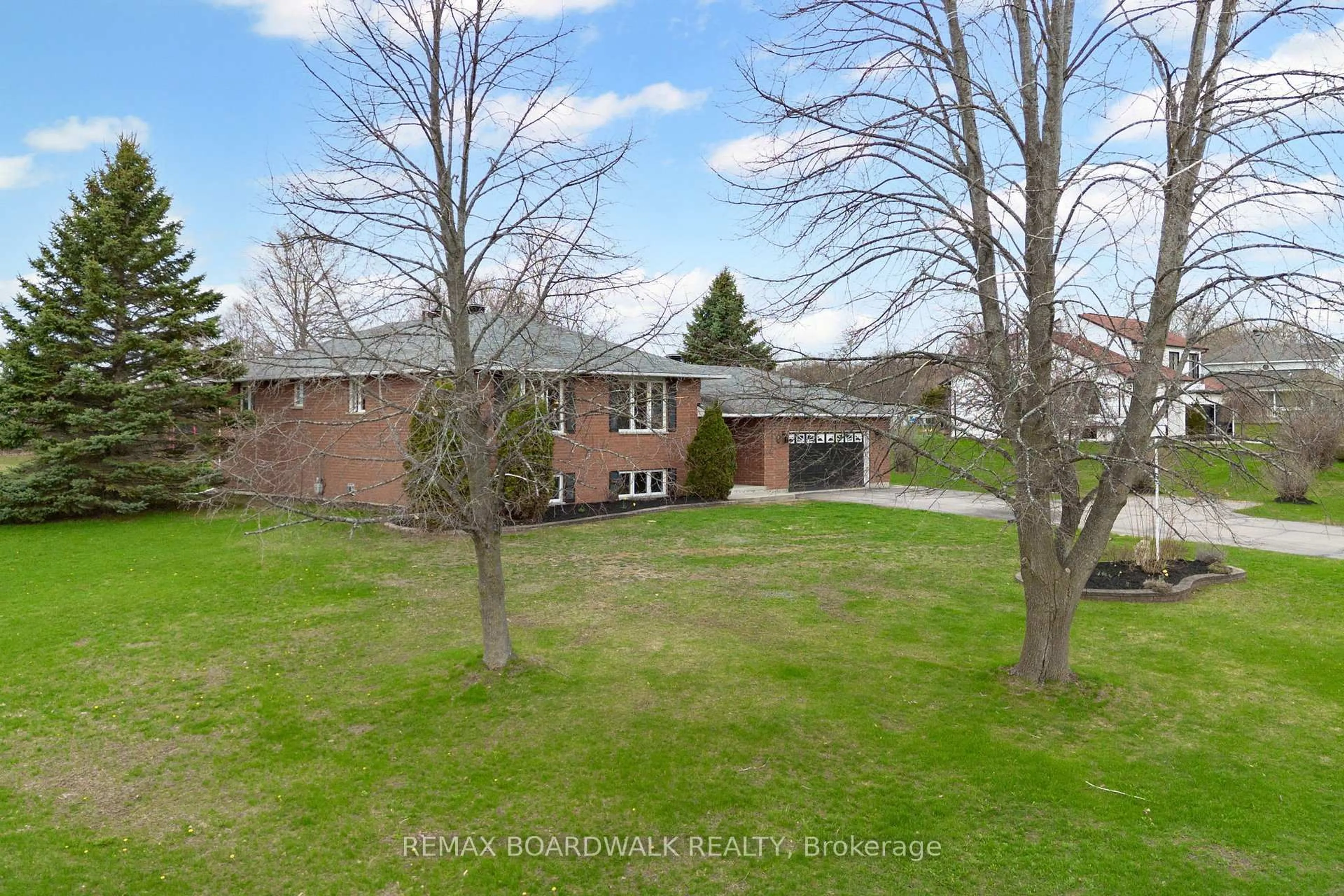 A pic from outside/outdoor area/front of a property/back of a property/a pic from drone, unknown for 14 Davis Lane, Rideau Lakes Ontario K7A 4S5