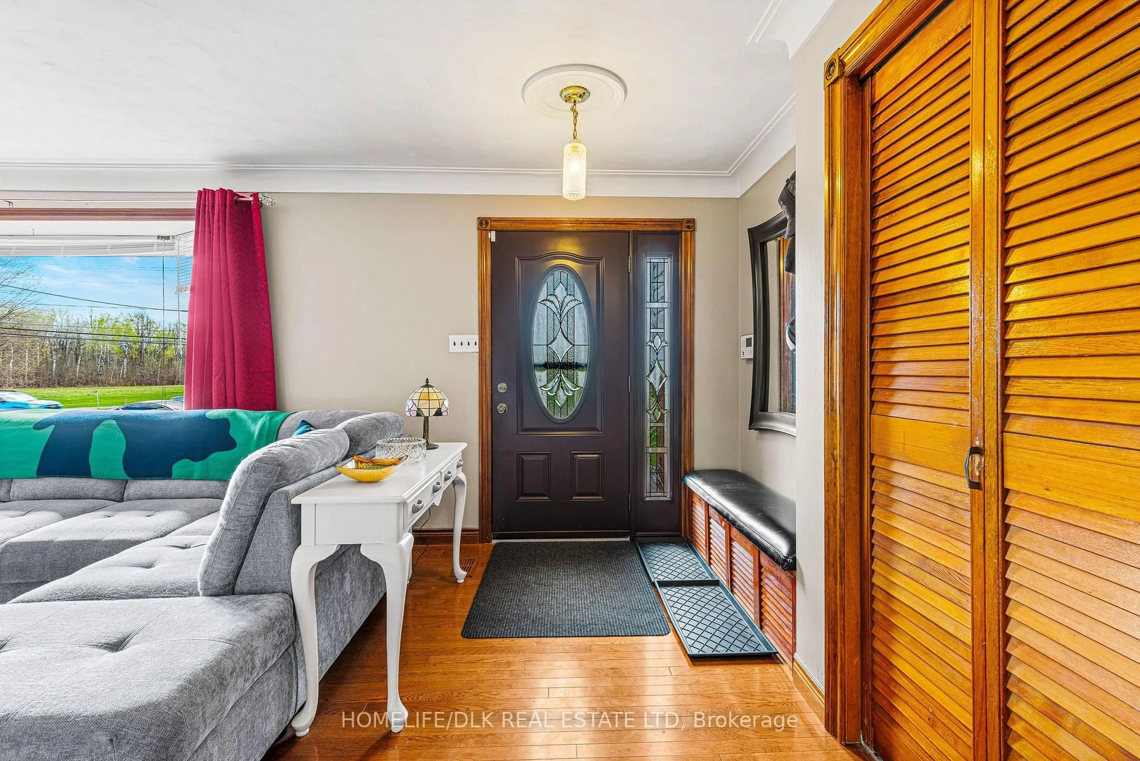 Indoor entryway for 3057 County Rd 29 Rd, Elizabethtown-Kitley Ontario K6V 5T4