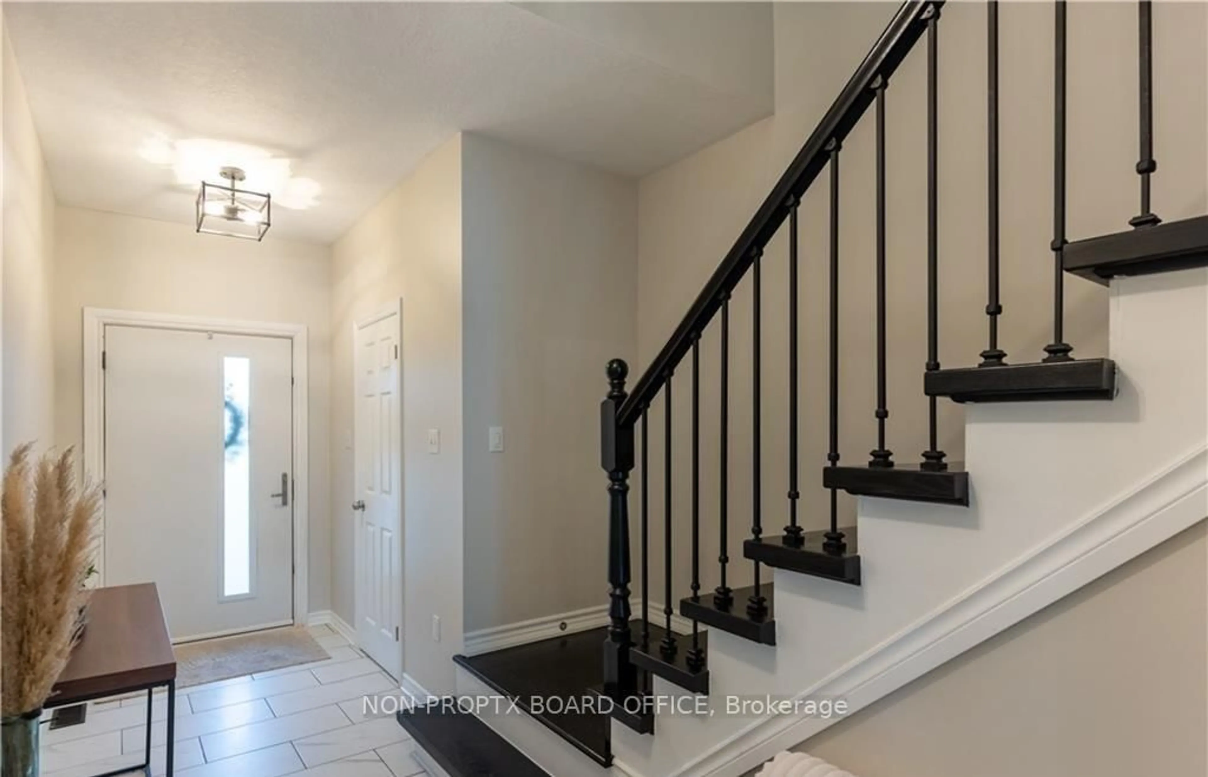 Indoor entryway for 247 Southbrook Dr, Hamilton Ontario L0R 1C0