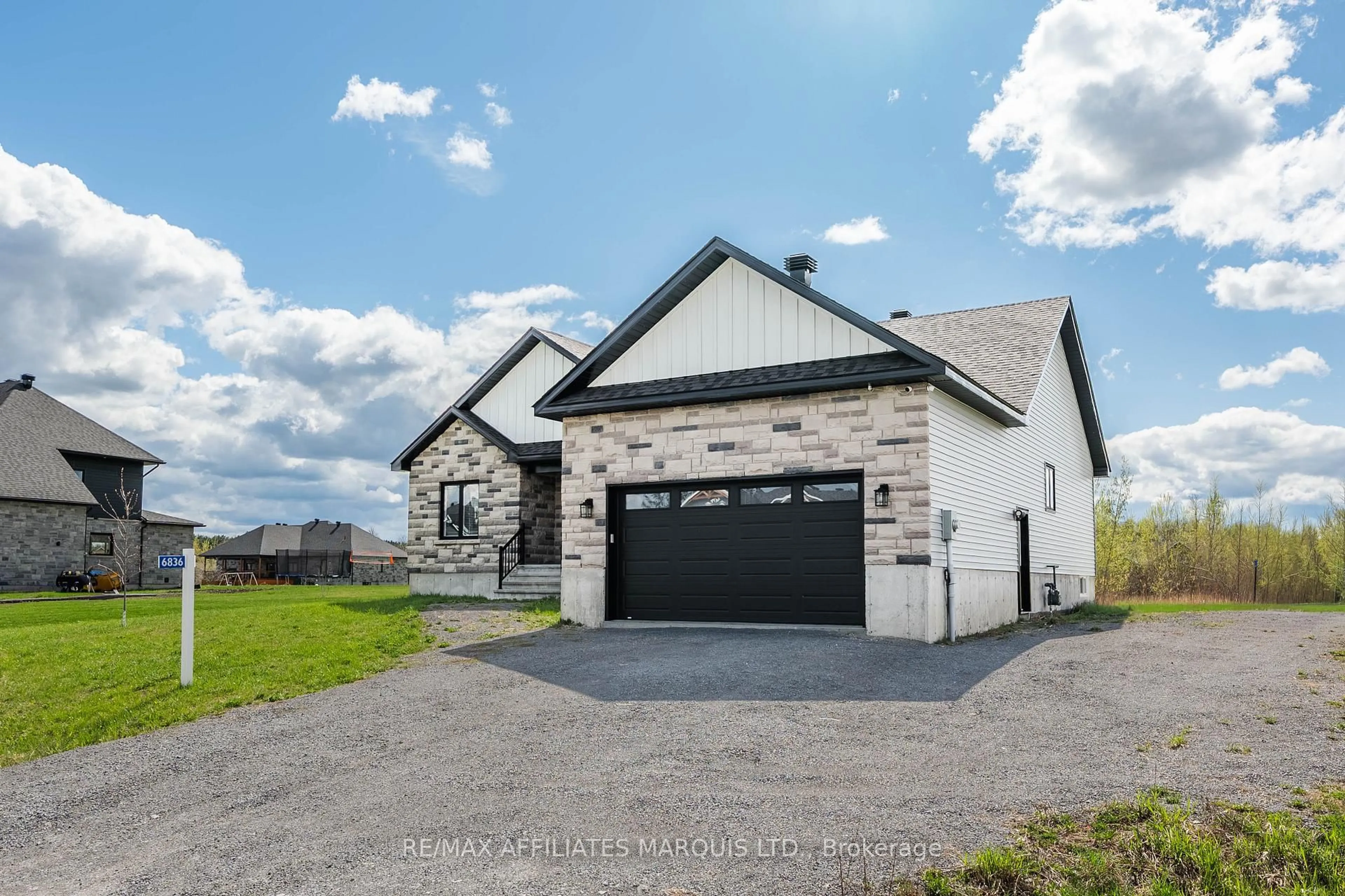 Unknown for 6836 James Cres, South Glengarry Ontario K0C 2E0