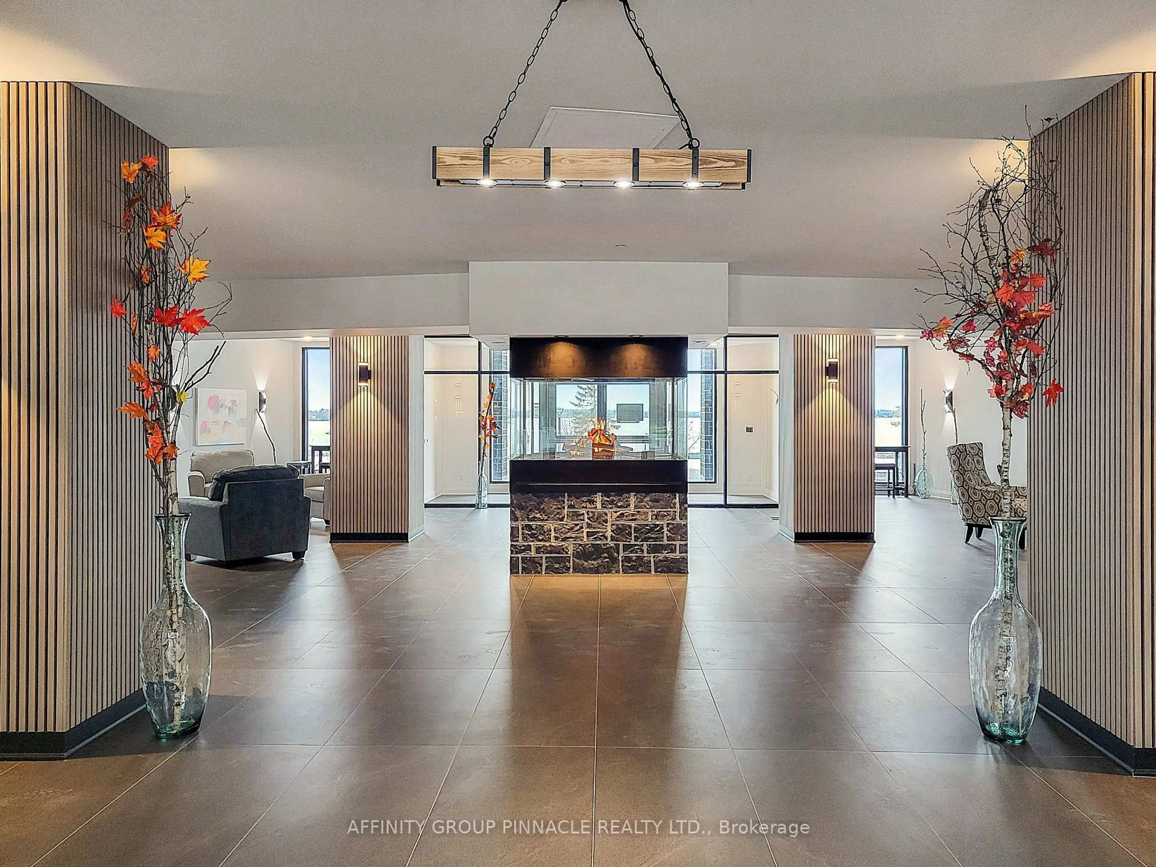 Indoor foyer for 99 Louisa St #201, Kawartha Lakes Ontario K0M 1N0
