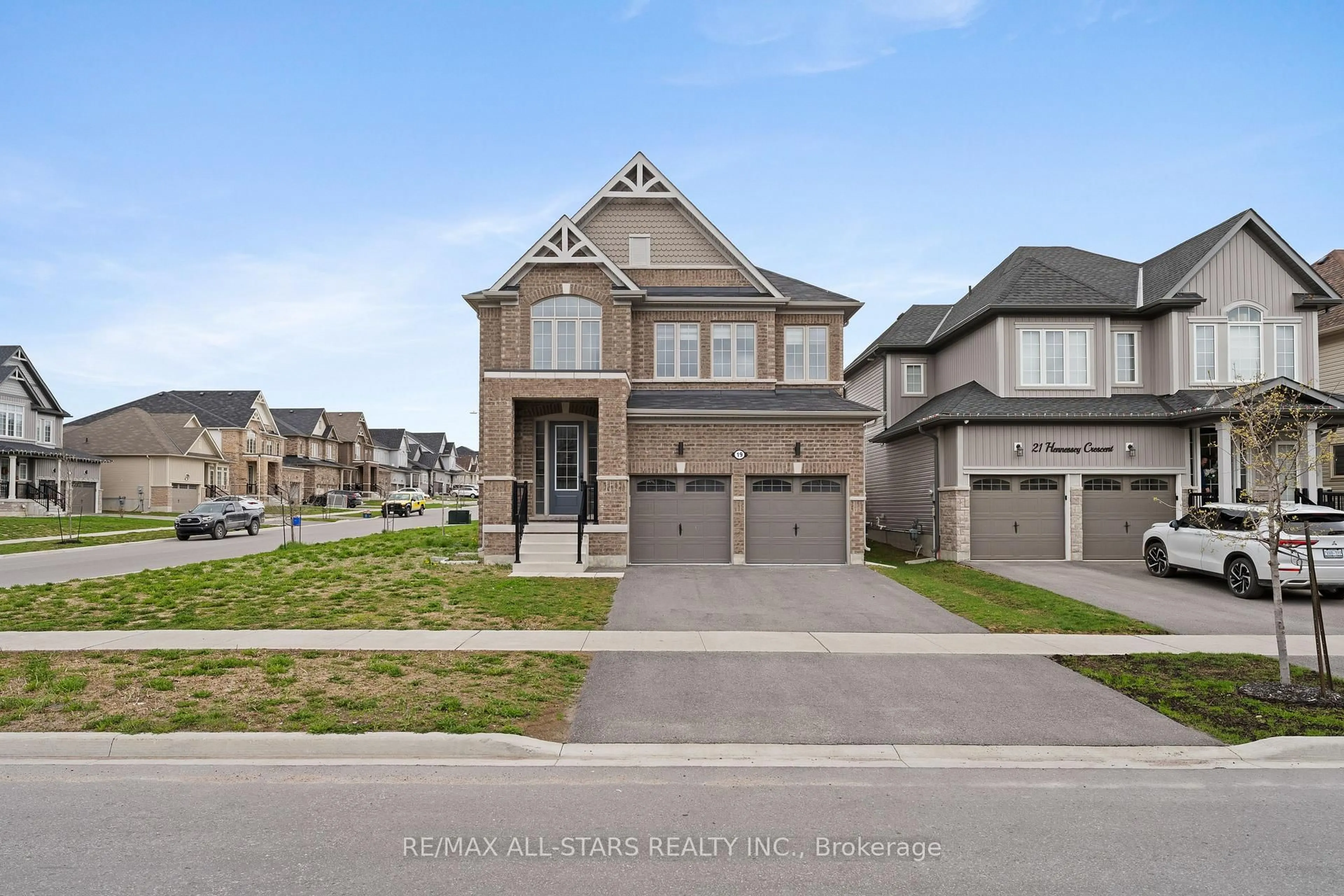 Home with brick exterior material, street for 19 Hennessey Cres, Kawartha Lakes Ontario K9V 0P2