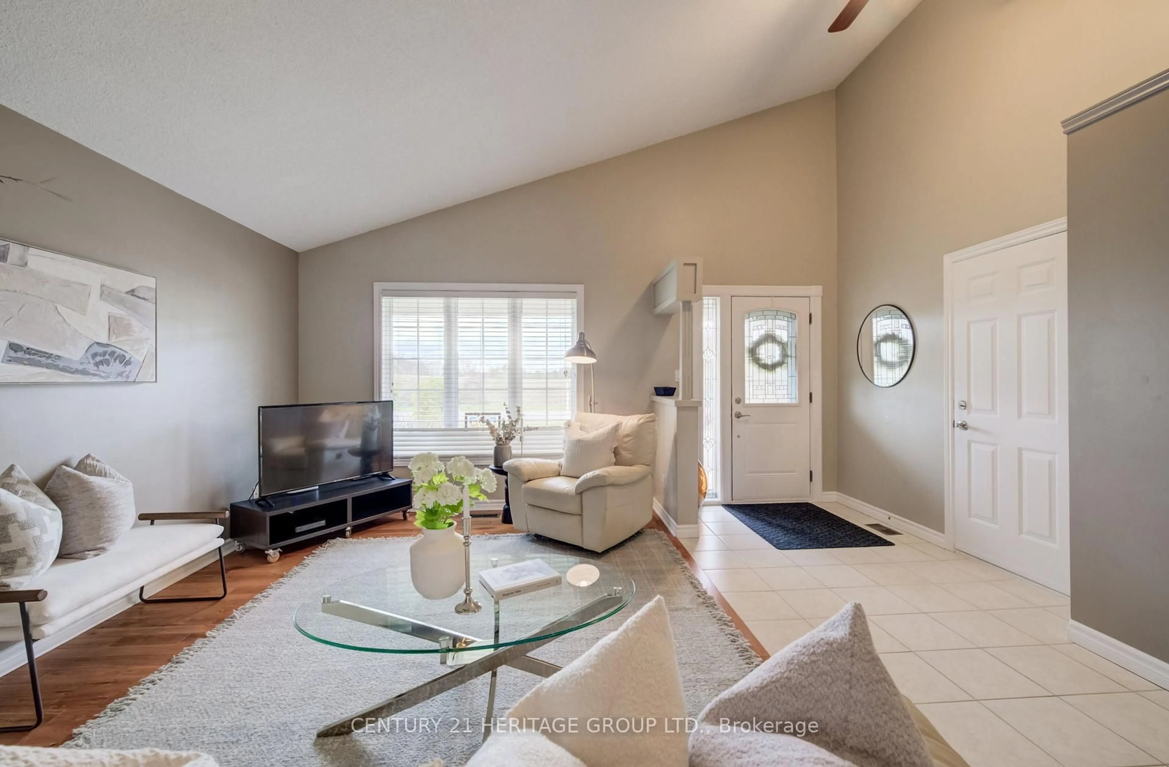 Living room with furniture, unknown for 546 Jerseyville Rd, Hamilton Ontario L9G 3L5
