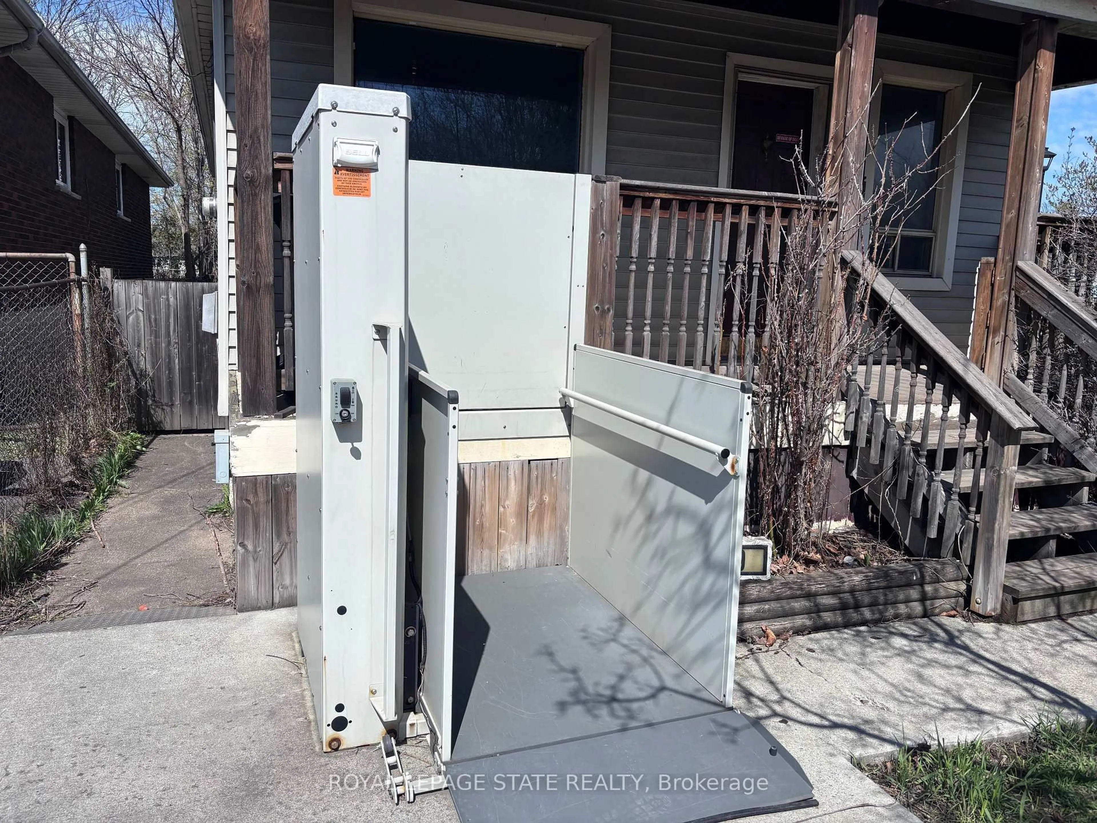 Unknown for 19 Benson Ave, Hamilton Ontario L8H 3M8