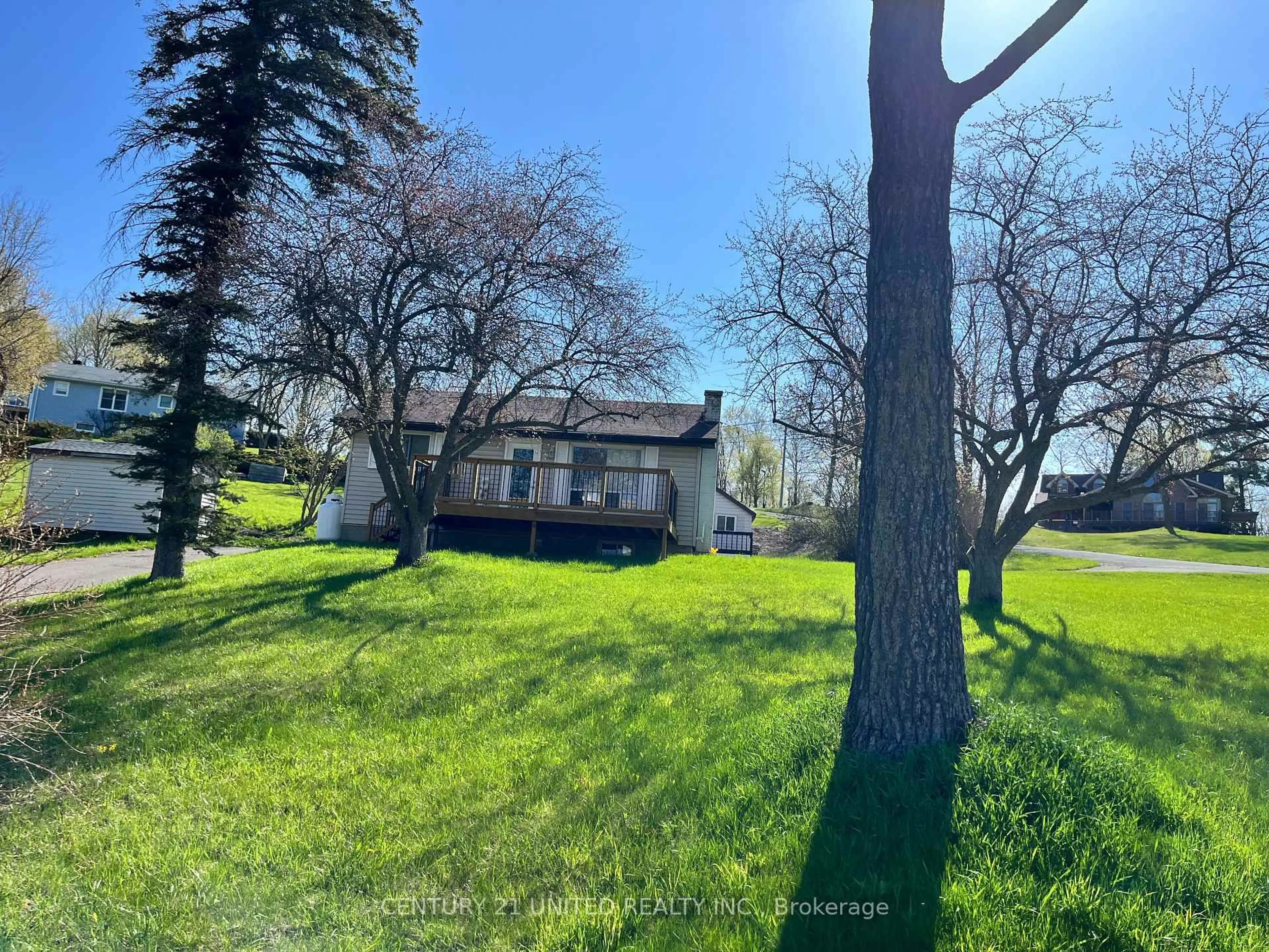 A pic from outside/outdoor area/front of a property/back of a property/a pic from drone, unknown for 345 Victoria St, Trent Hills Ontario K0L 1L0
