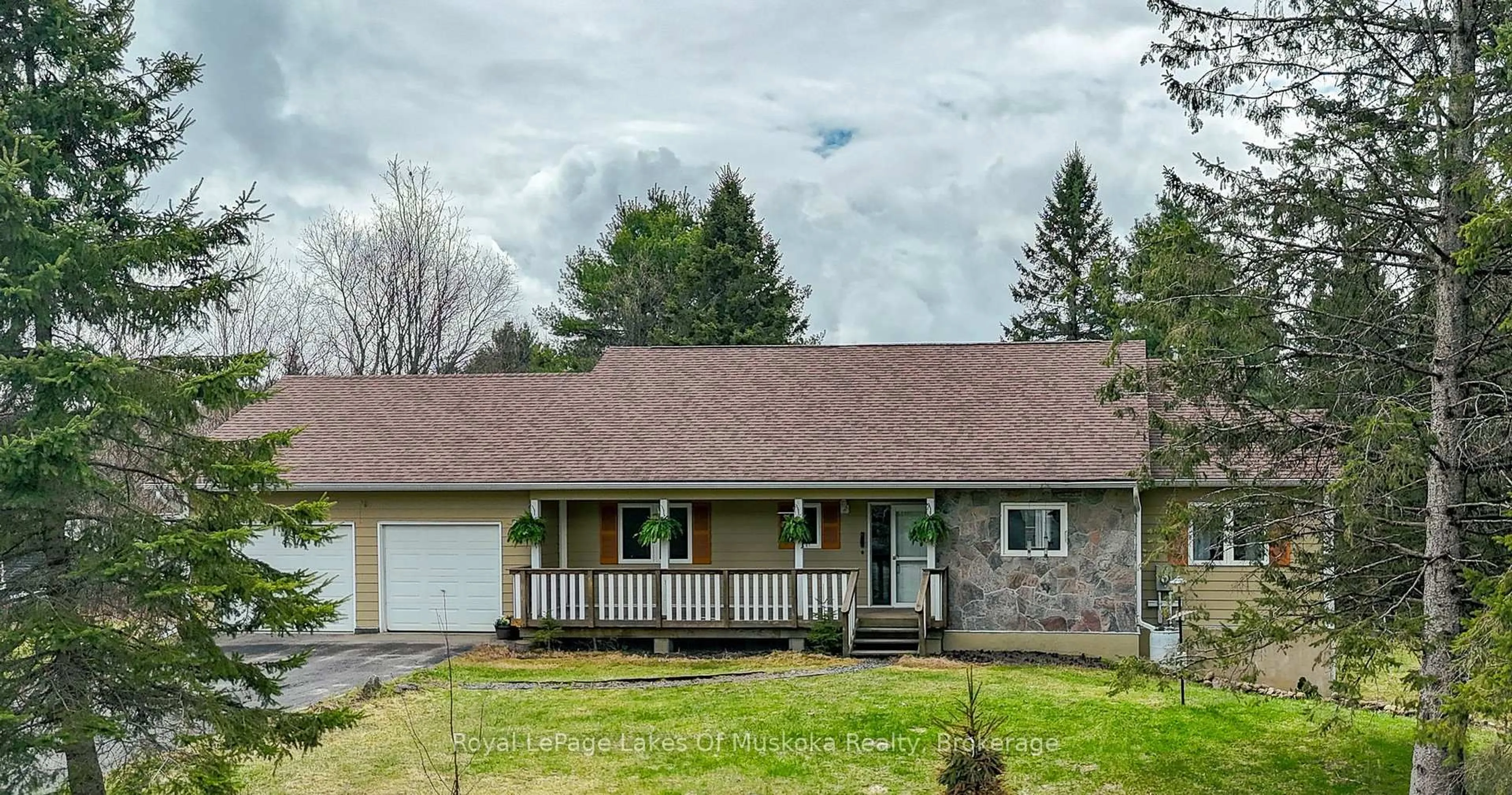 Unknown for 19 Glencairn Cres, Huntsville Ontario P1H 2J4