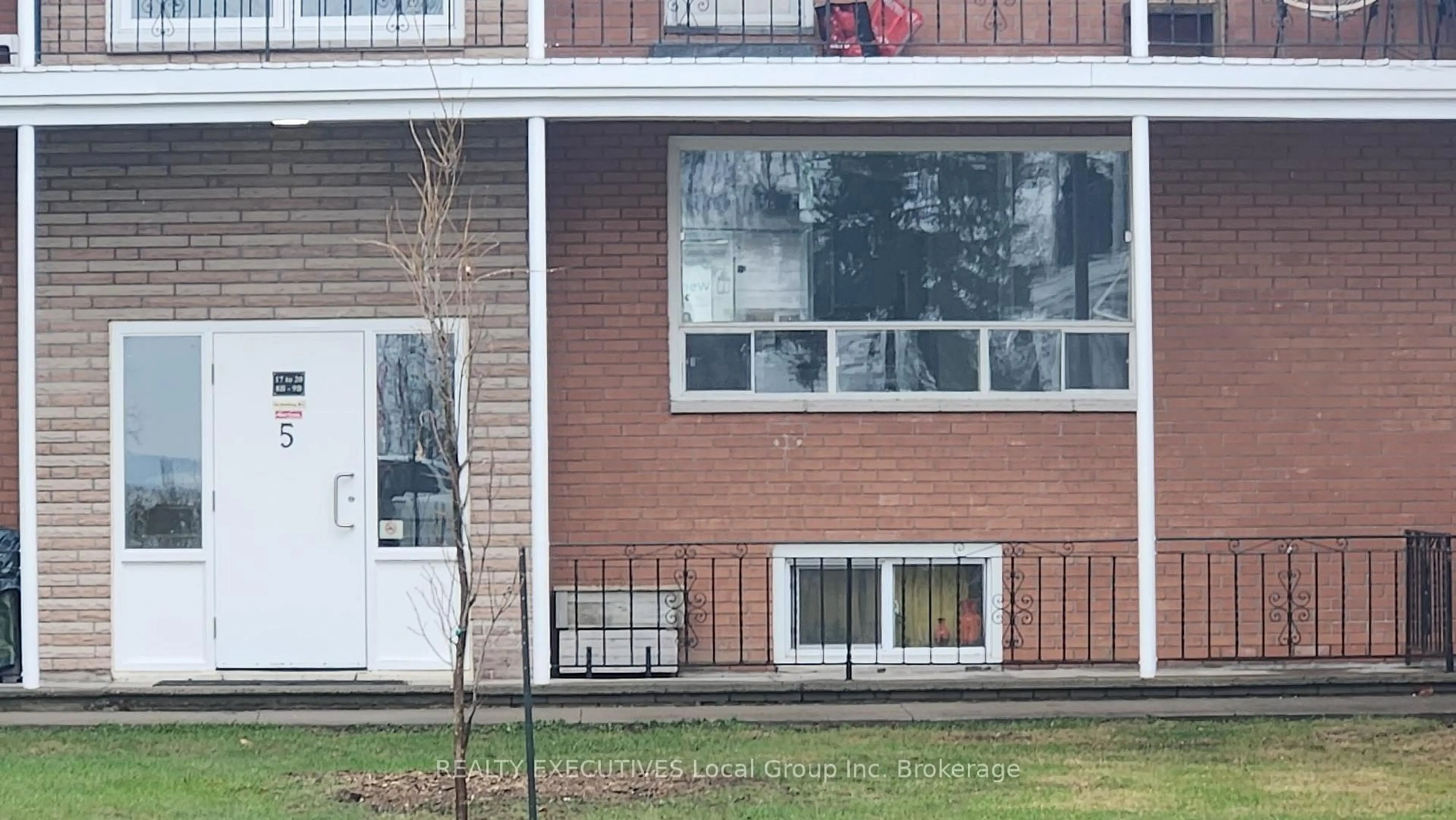 Home with brick exterior material, street for 40 JUDGE Ave #19, North Bay Ontario P1A 1B4