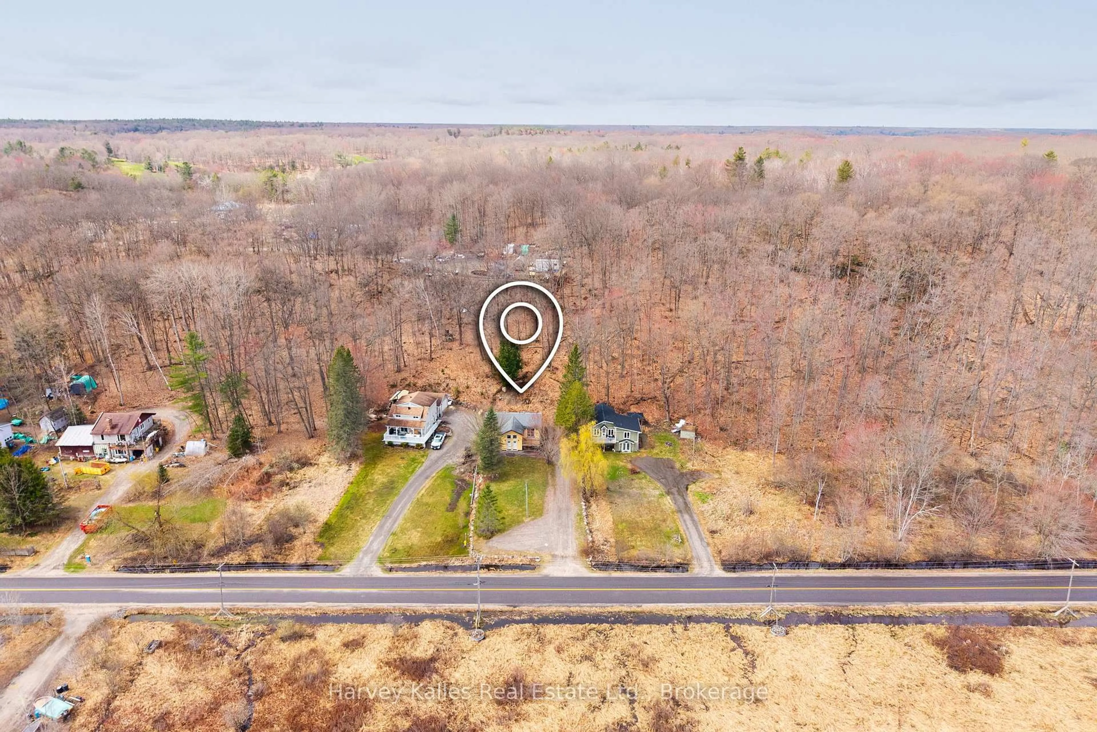 A pic from outside/outdoor area/front of a property/back of a property/a pic from drone, forest/trees view for 25 Ferndale Rd, Muskoka Lakes Ontario P0B 1J0
