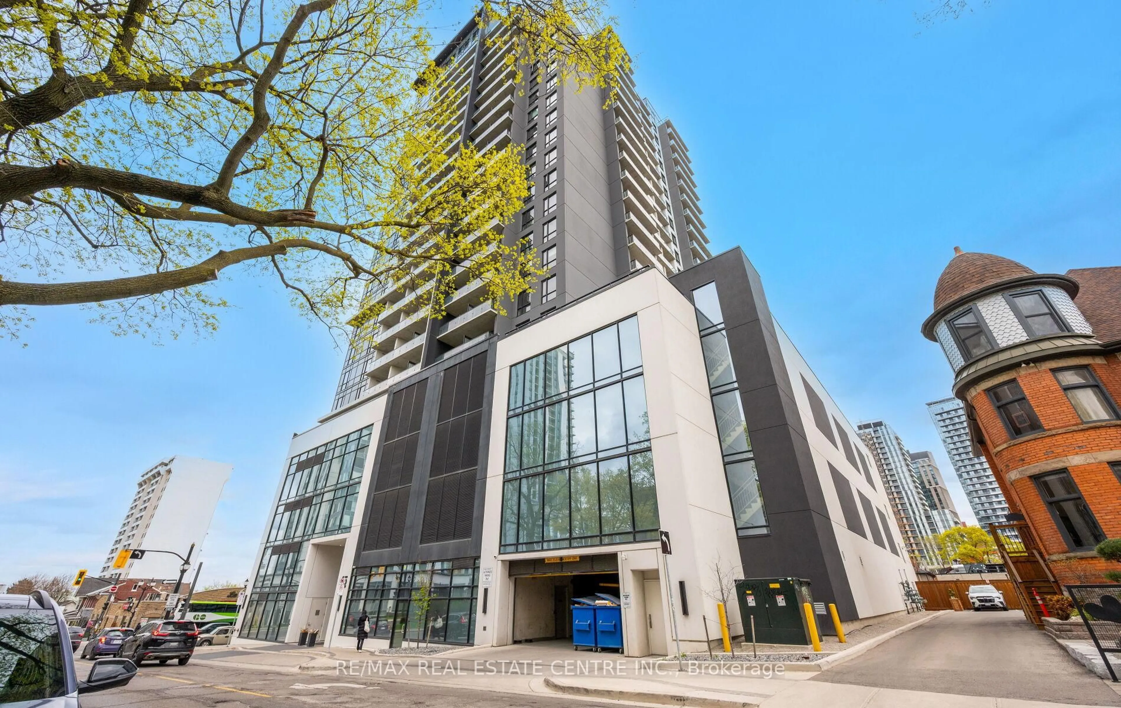 Unknown for 15 Queen St #2008, Hamilton Ontario L8P 0C6