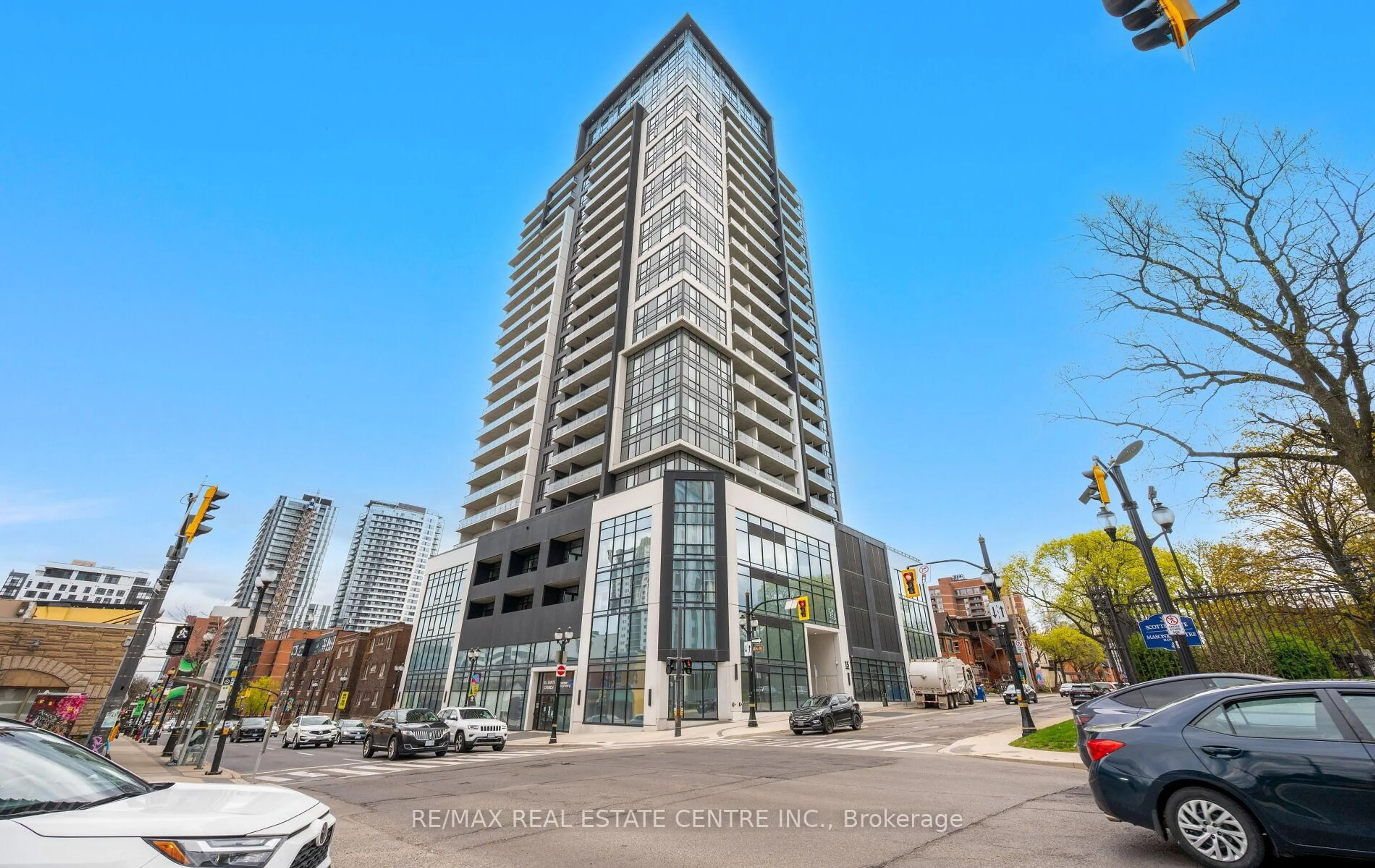 Unknown for 15 Queen St #2008, Hamilton Ontario L8P 0C6