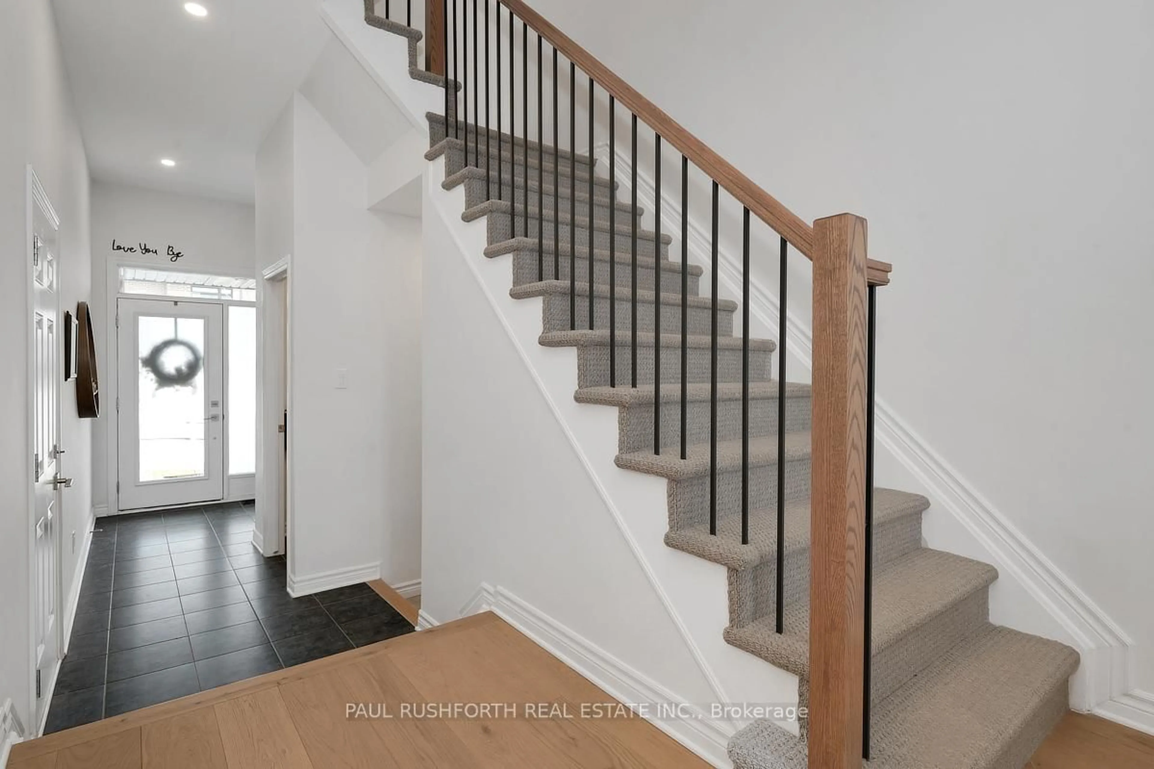 Stairs for 804 Chipping Circ, Ottawa Ontario K4M 0E7