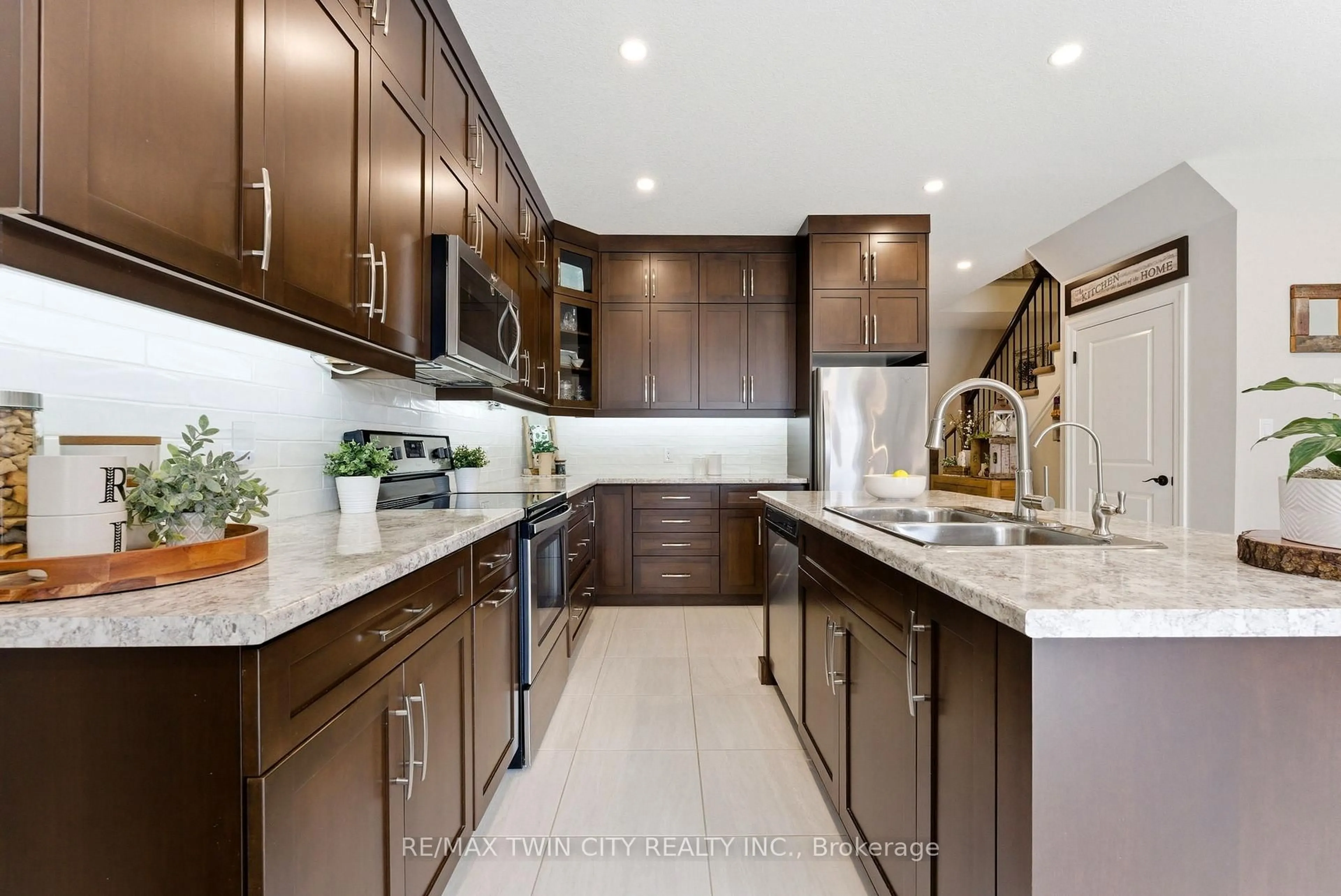Contemporary kitchen, ceramic/tile floor for 50 Bute St #10, North Dumfries Ontario N0B 1E0