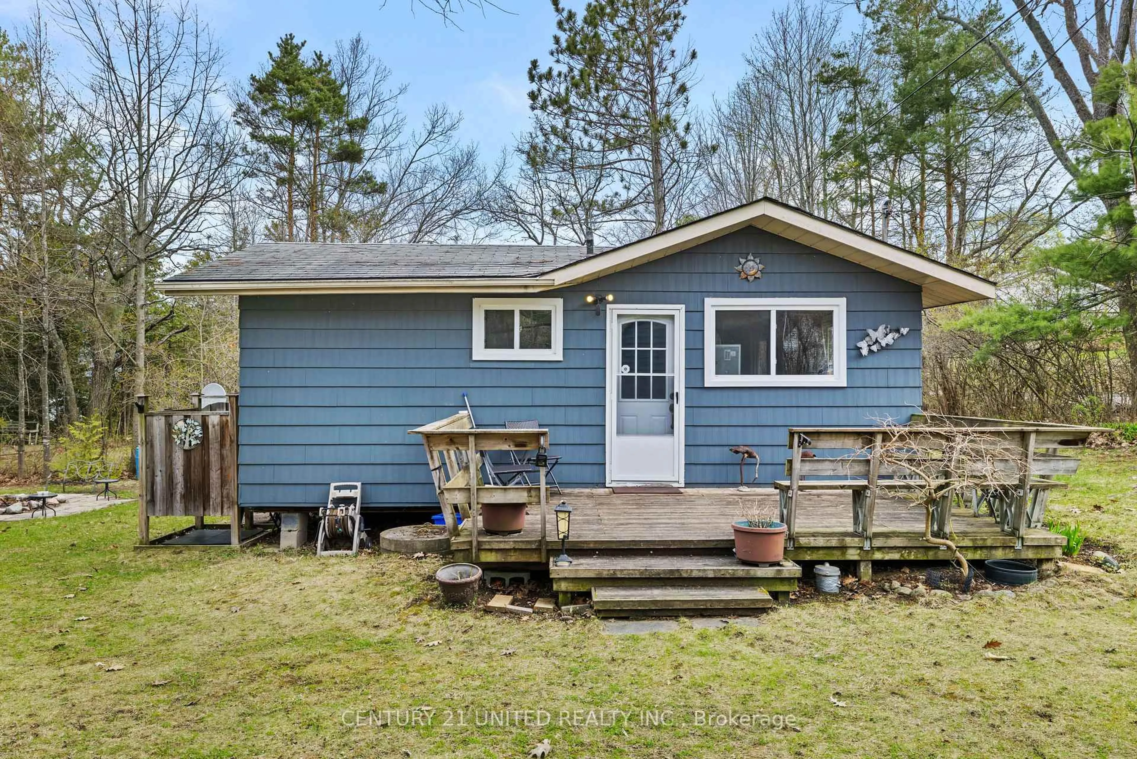 Patio, water/lake/river/ocean view for 422 Island View Rd #10, Alnwick/Haldimand Ontario K0K 2X0