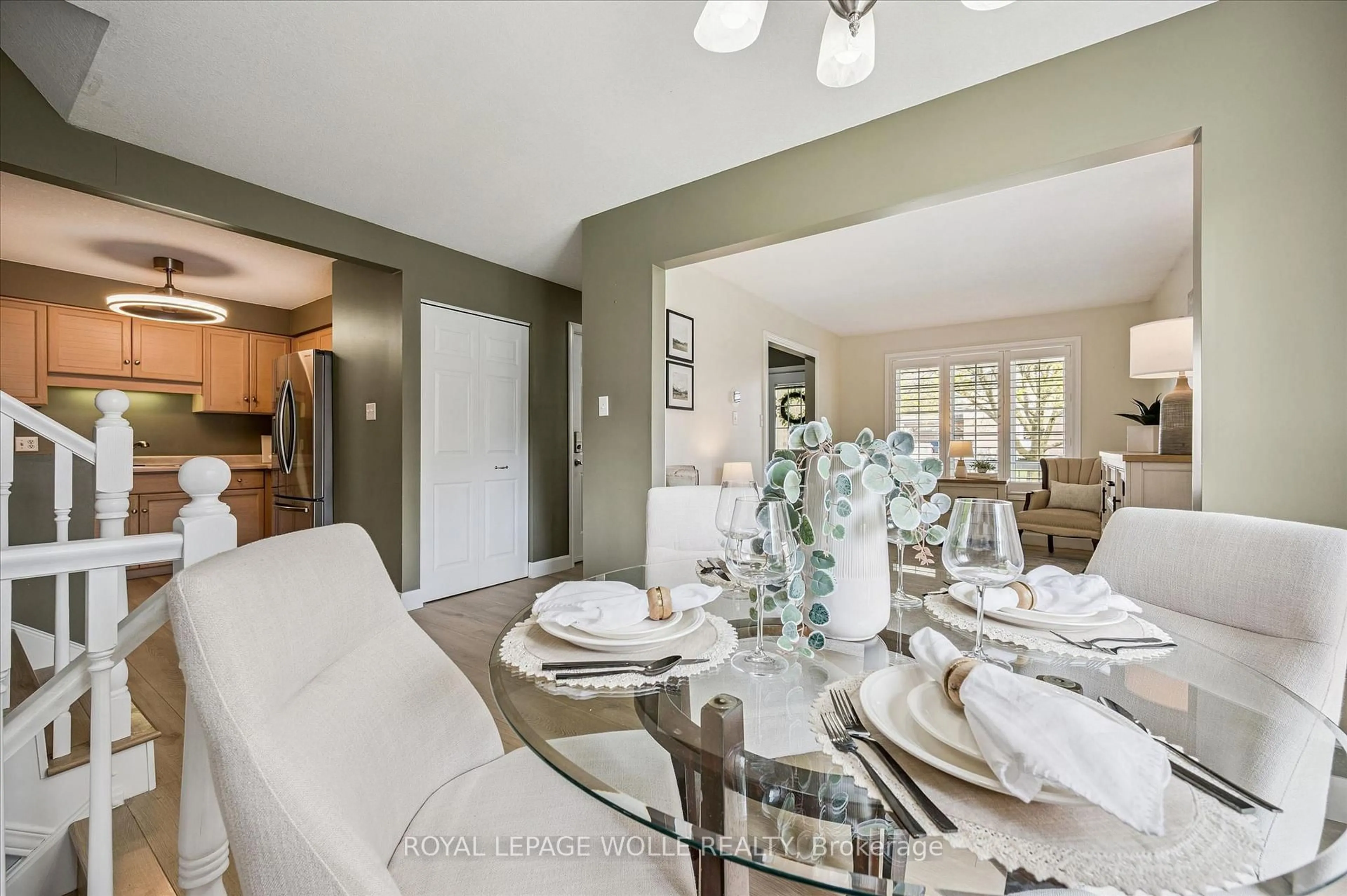 Dining room, unknown for 33 Kingfisher Dr, Woolwich Ontario N3B 3K4