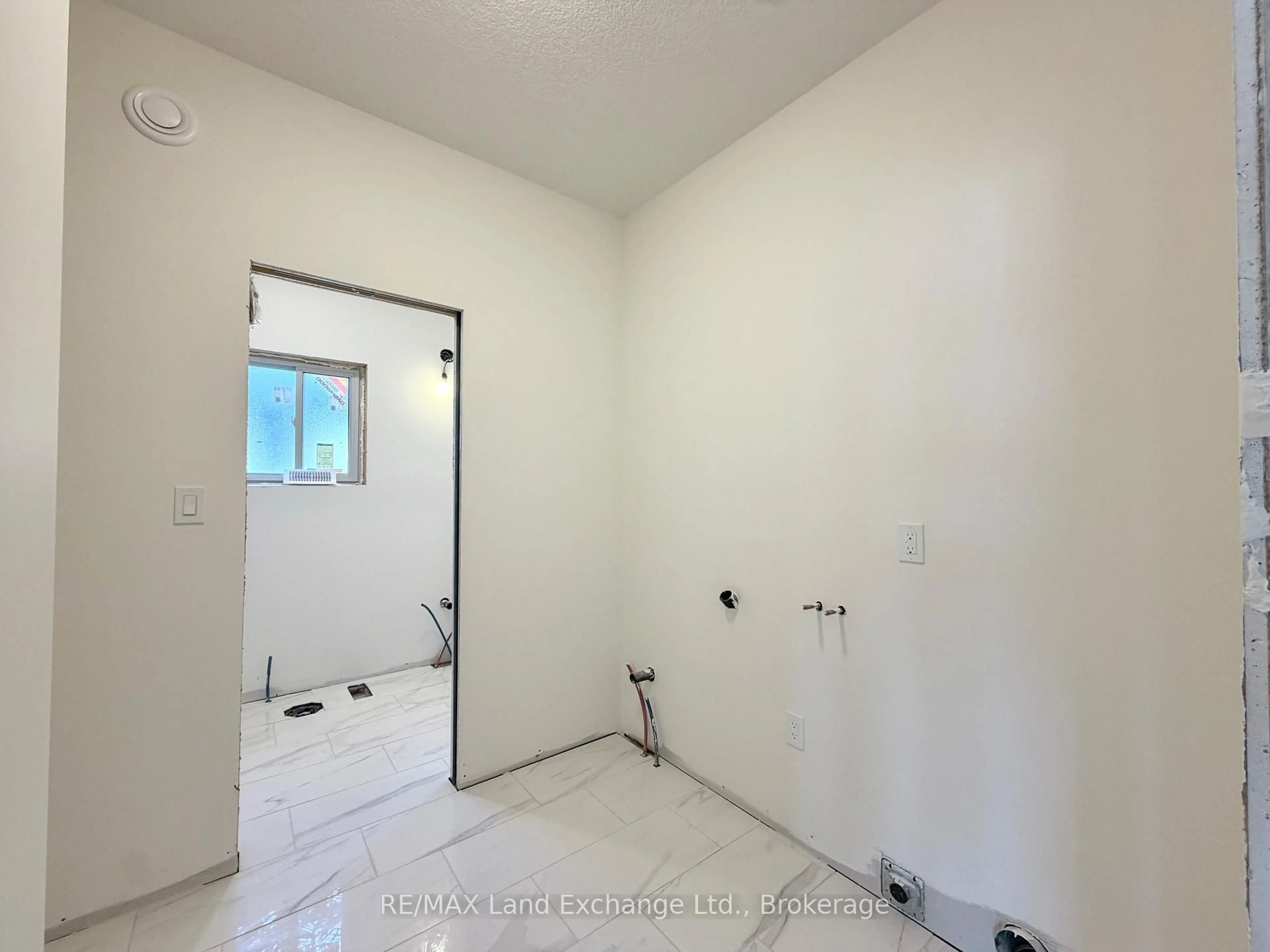 Unknown for 383 Rosner Dr, Saugeen Shores Ontario N0H 2C8