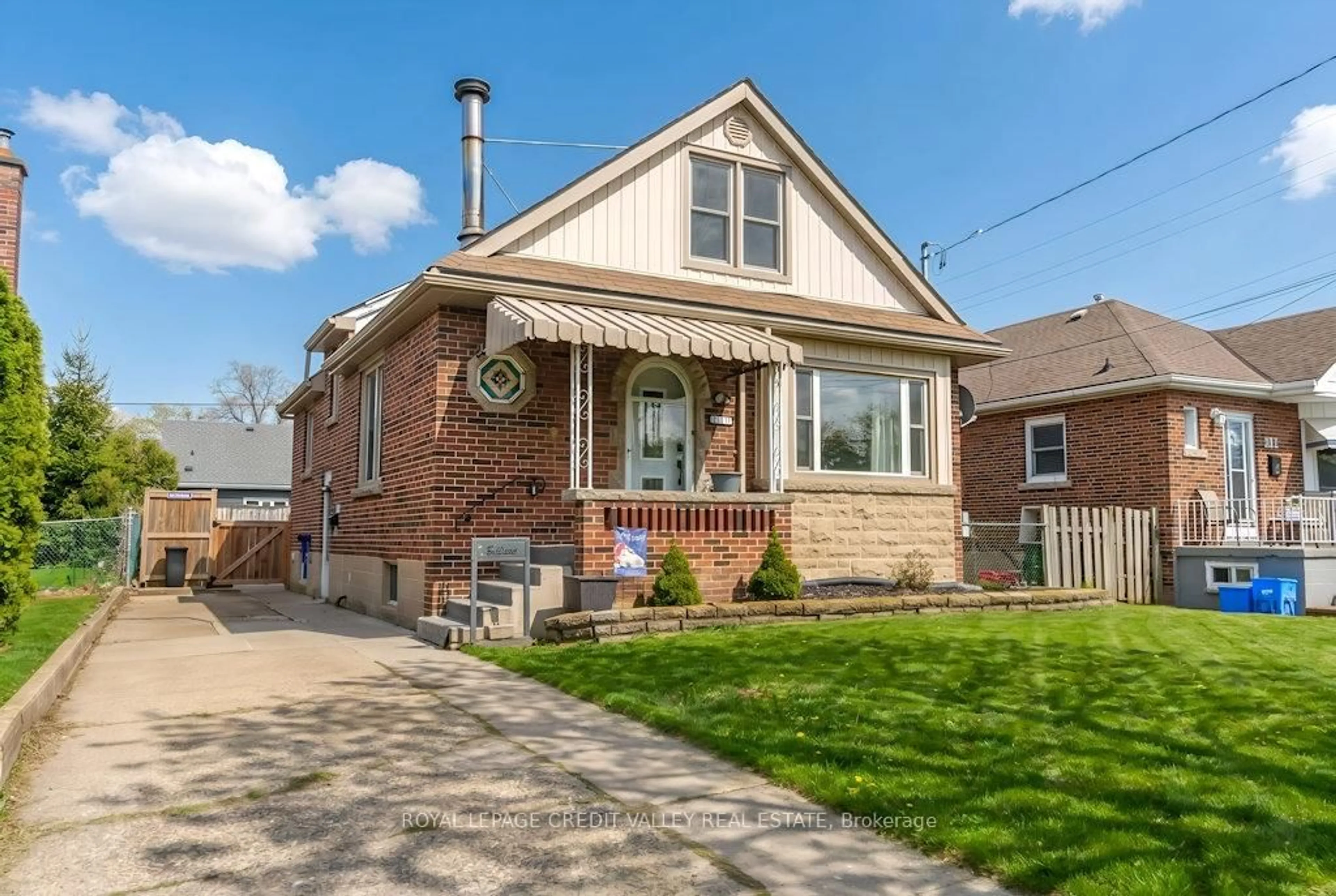 Home with brick exterior material, street for 117 Glencarry Ave, Hamilton Ontario L8K 3R5