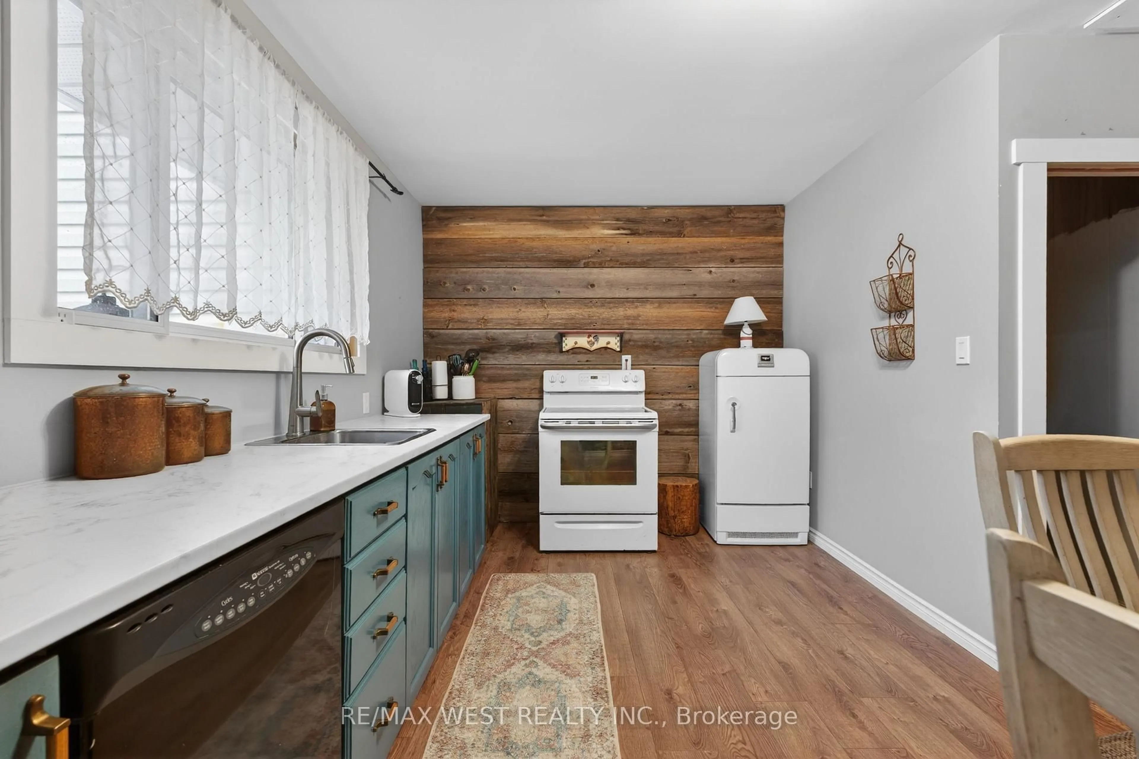 Unknown for 5571 Perth Road Cres, Perth Road Ontario K0H 2L0
