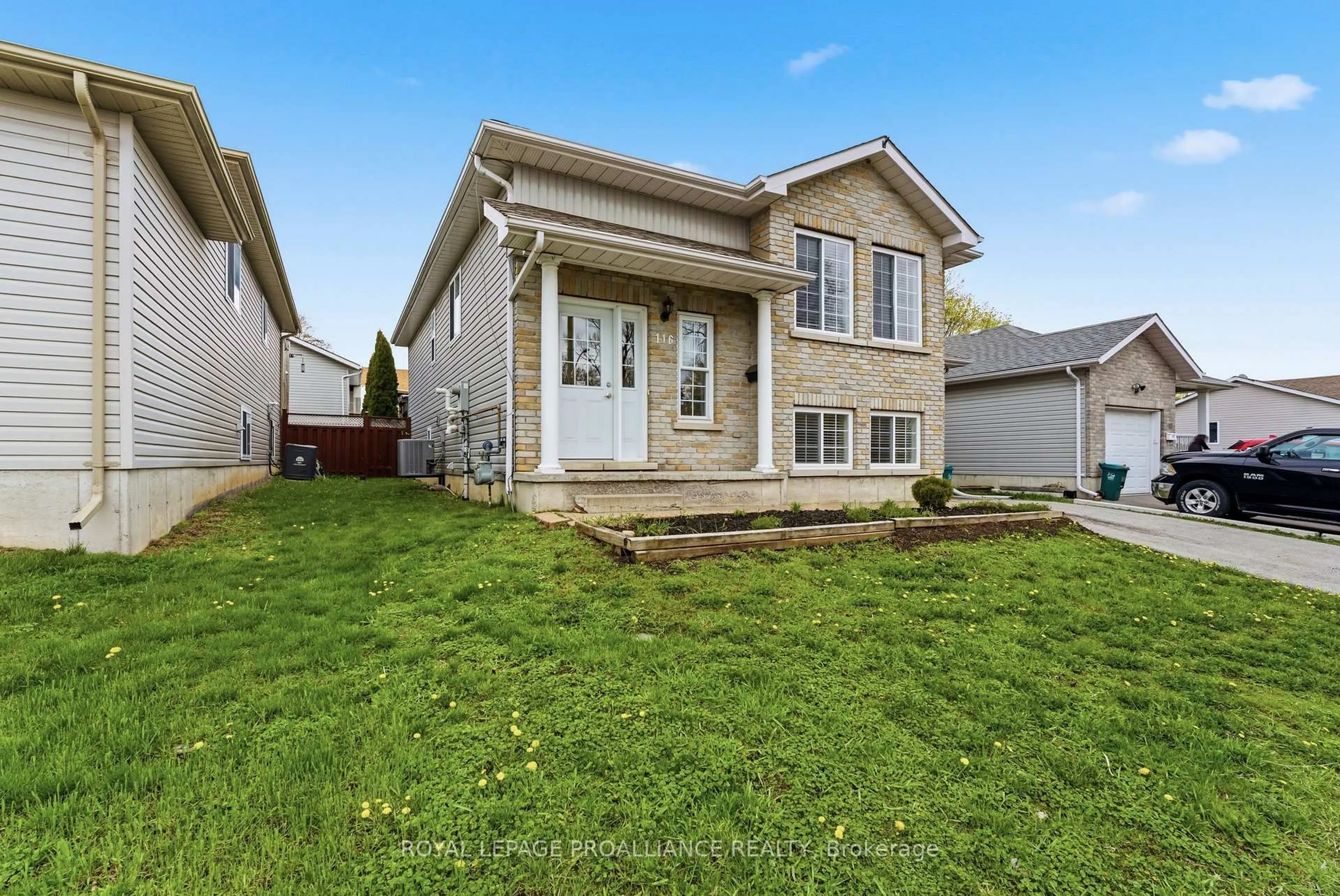 Home with vinyl exterior material, street for 116 Pine St, Belleville Ontario K8N 0A4