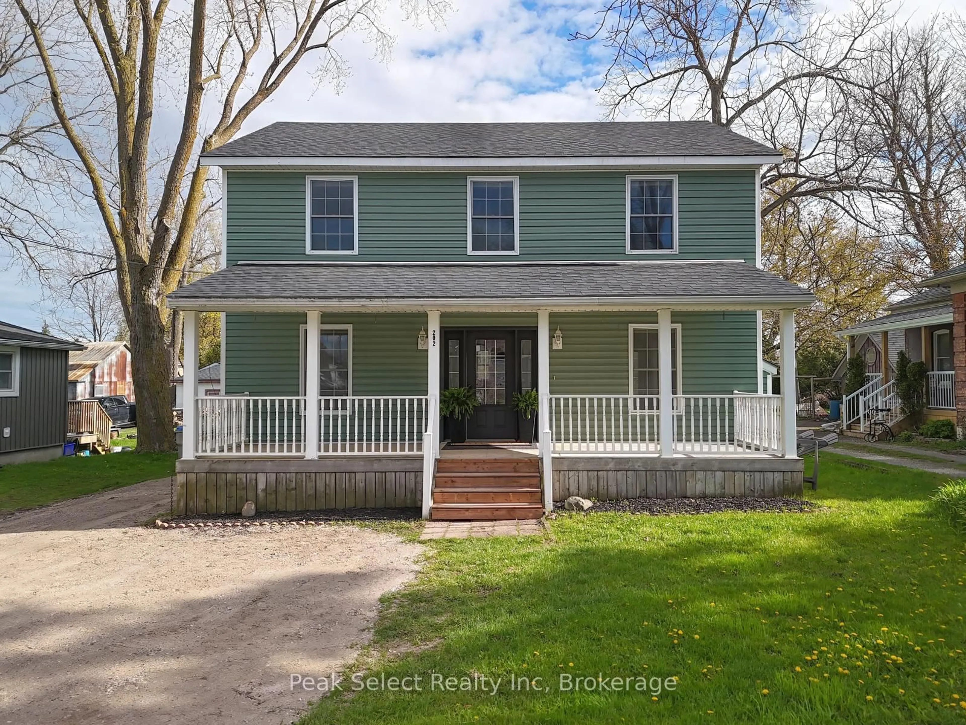 Home with vinyl exterior material, street for 202 Queen St, St. Marys Ontario N4X 1B7