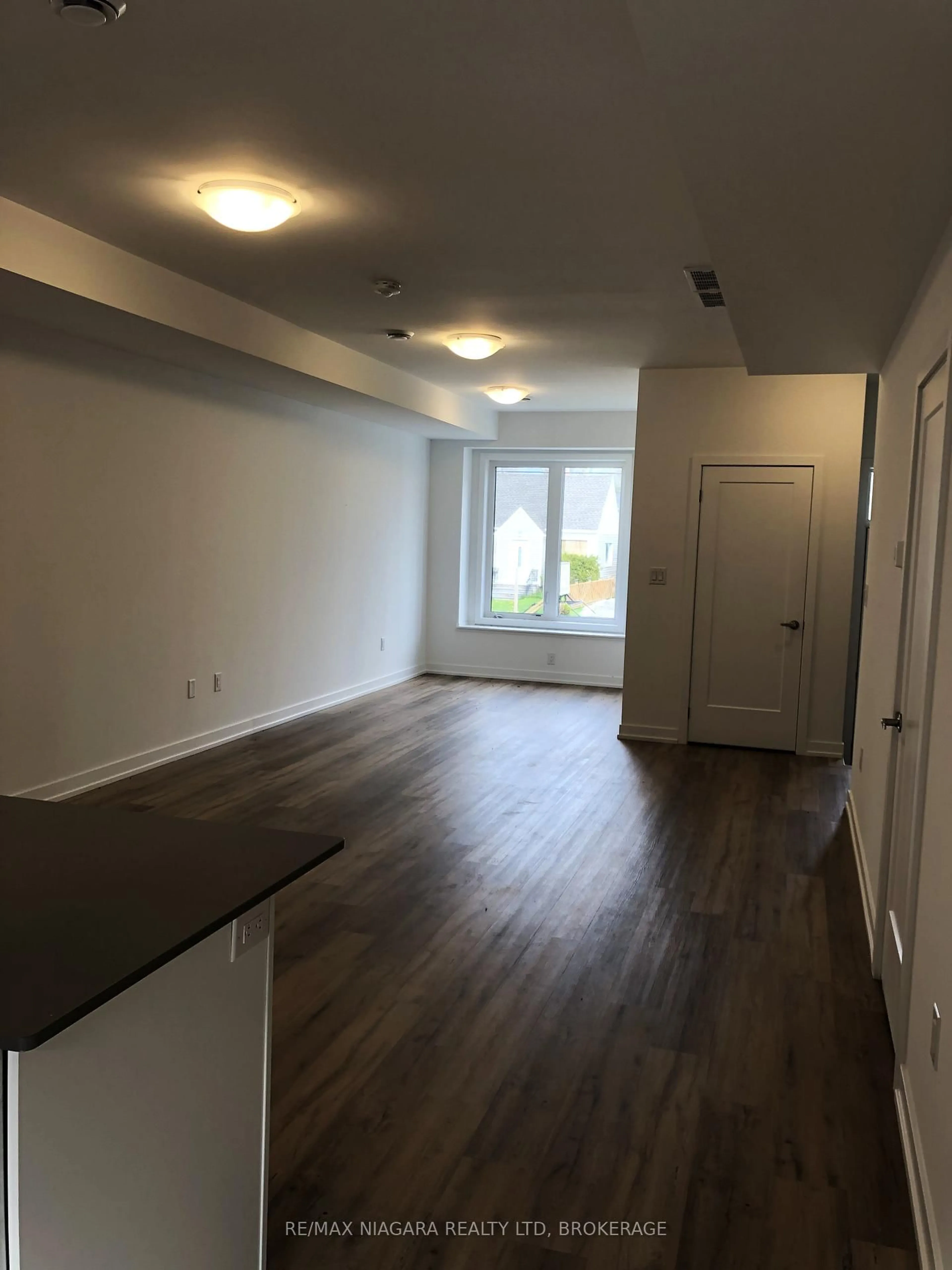 A pic of a room for 781 Clare Ave #122, Welland Ontario L3C 0K1