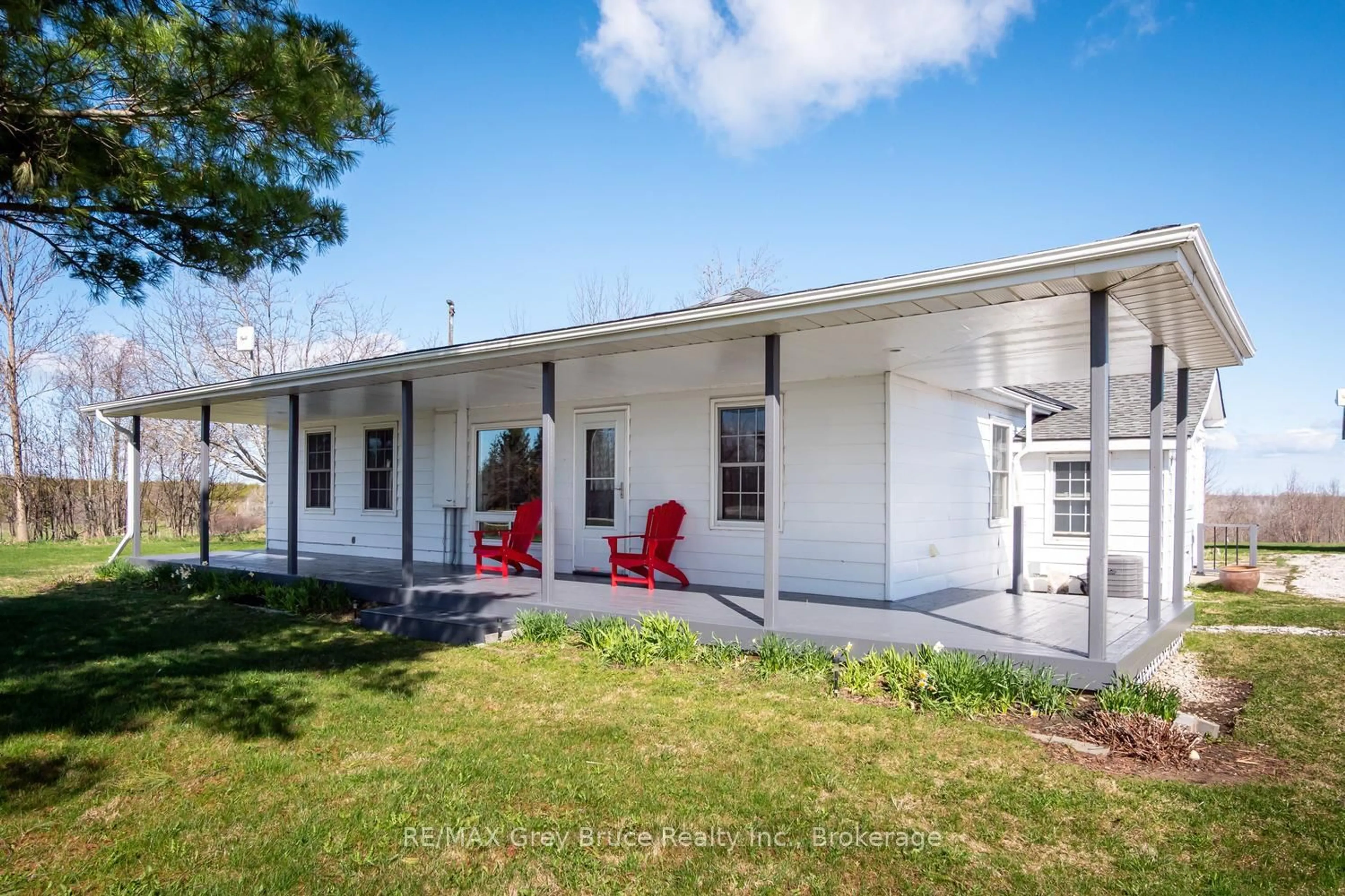 Patio, unknown for 158 Red Bay Rd, South Bruce Peninsula Ontario N0H 2T0
