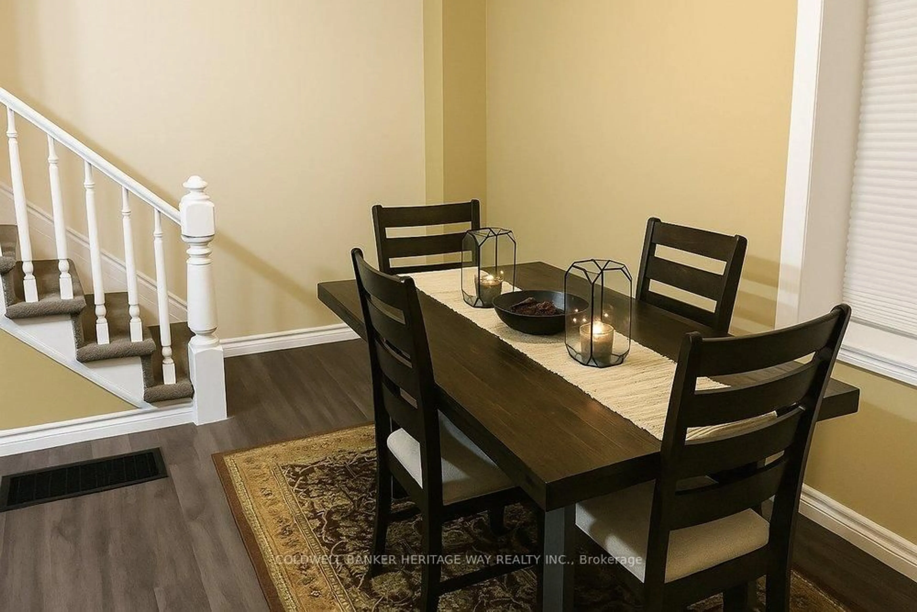 Dining room, wood/laminate floor for 48 Main St, Almonte Ontario K0A 1A0