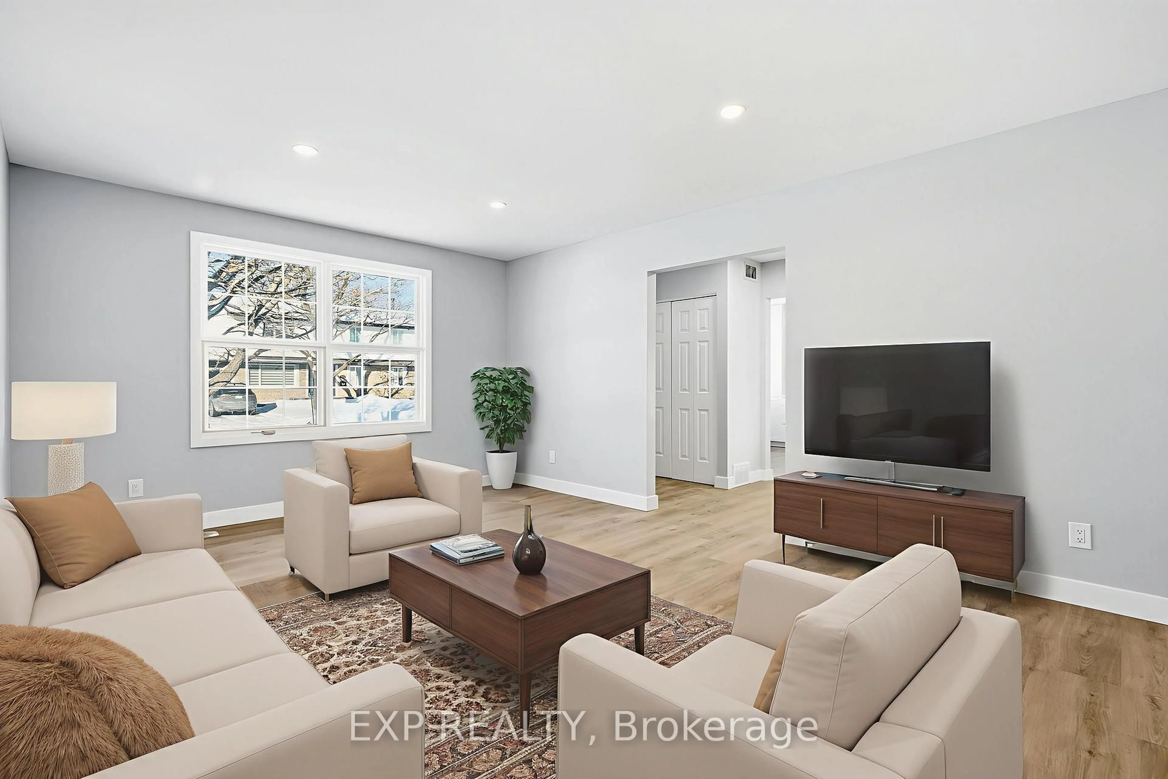 Living room with furniture, unknown for 2158 Fillmore Cres, Ottawa Ontario K1J 6A4