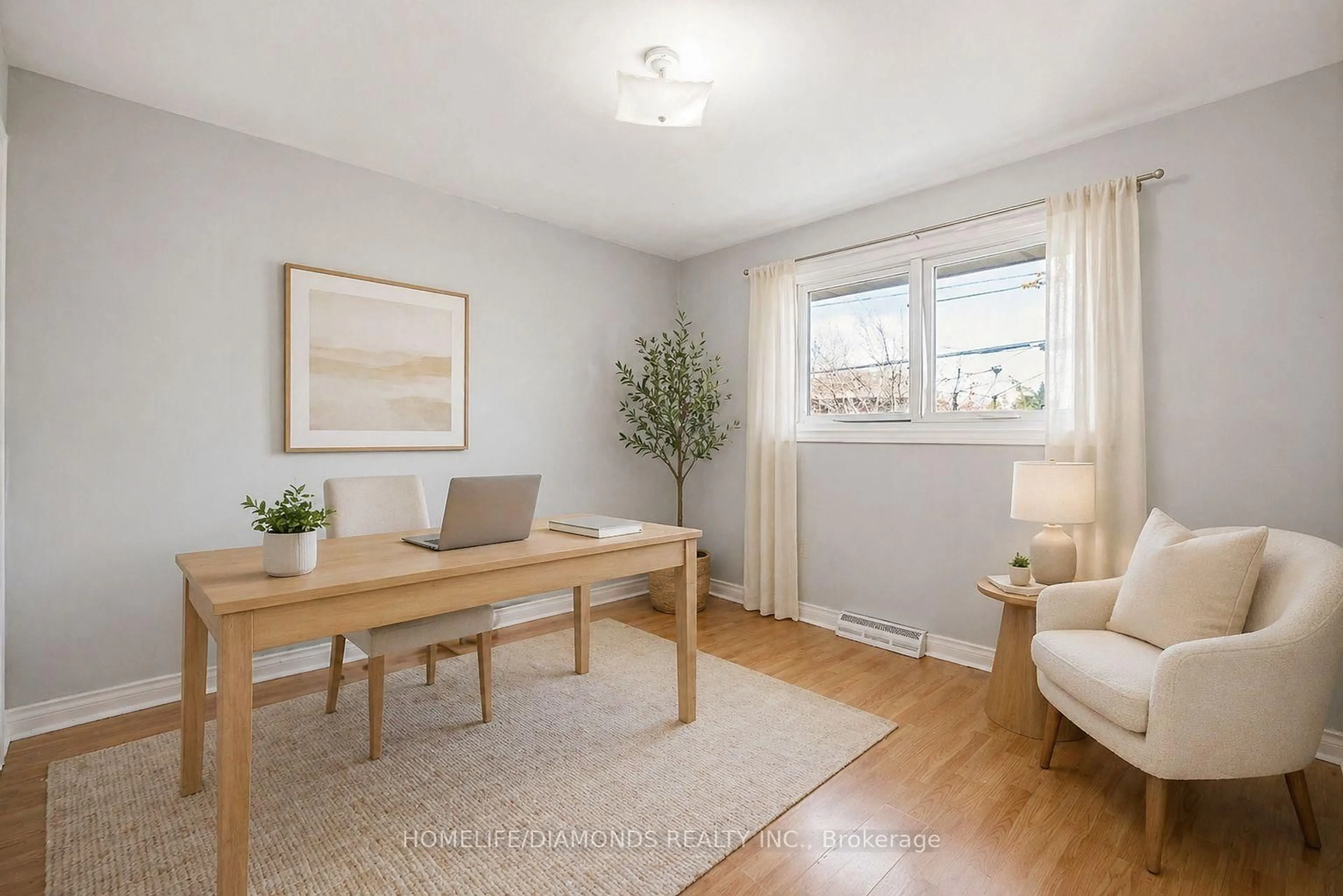 A pic of a room for 74 Macoomb Dr, Welland Ontario L3C 5T9