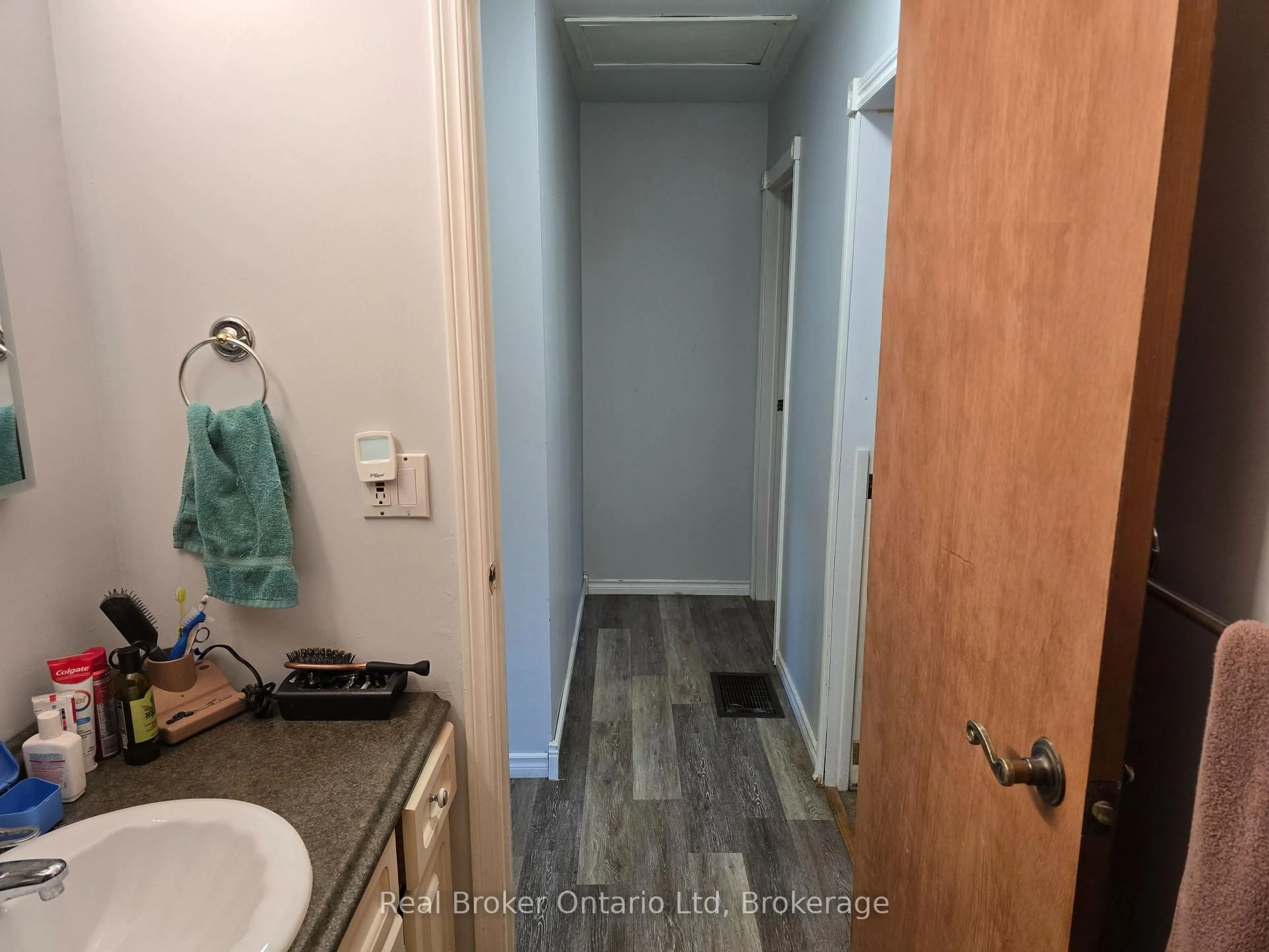 A pic of a room for 525 Main St, Minto Ontario N0G 2P0