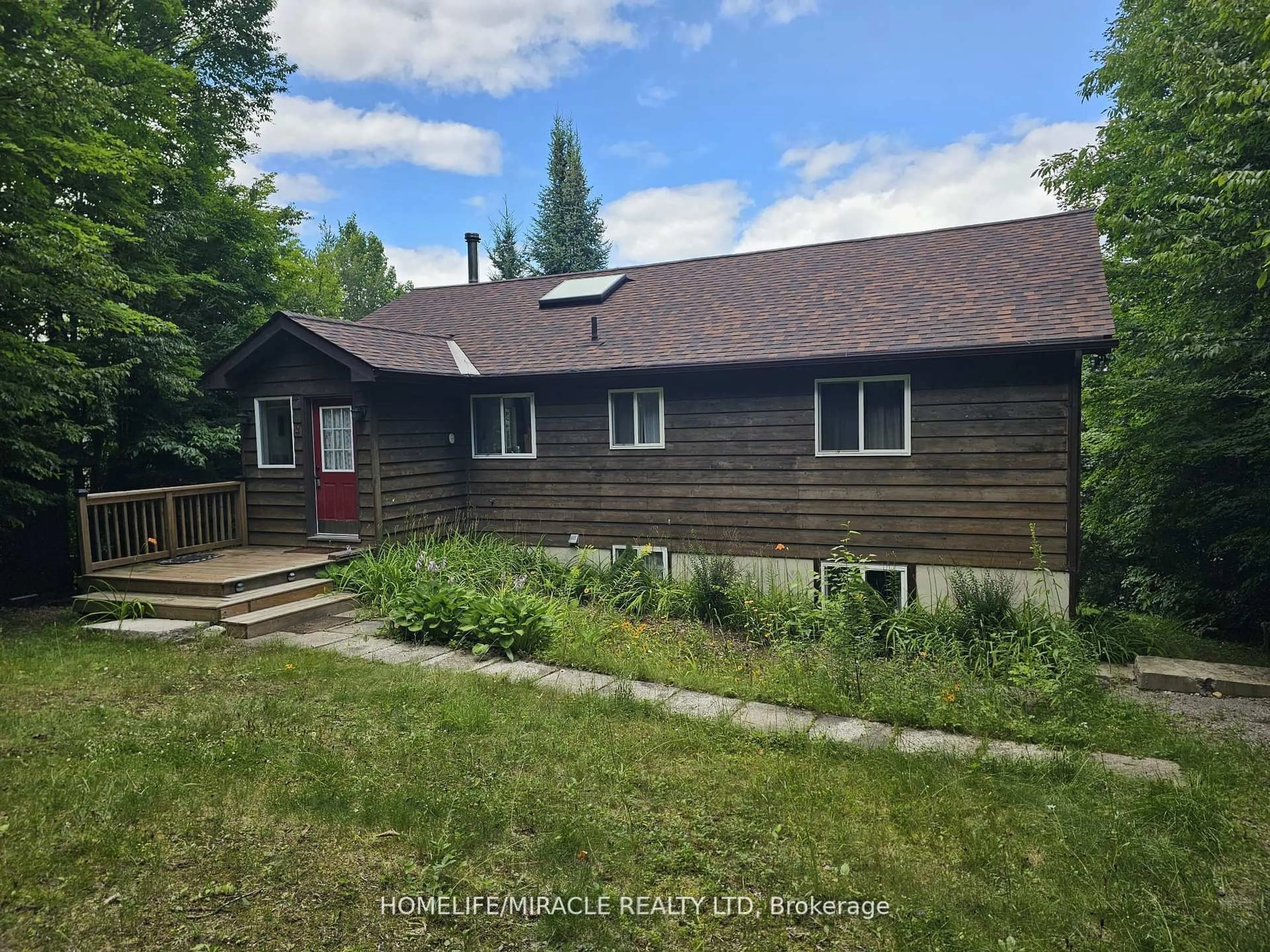 A pic from outside/outdoor area/front of a property/back of a property/a pic from drone, unknown for 1274 Twist Lane, Highlands East Ontario K0M 1X0