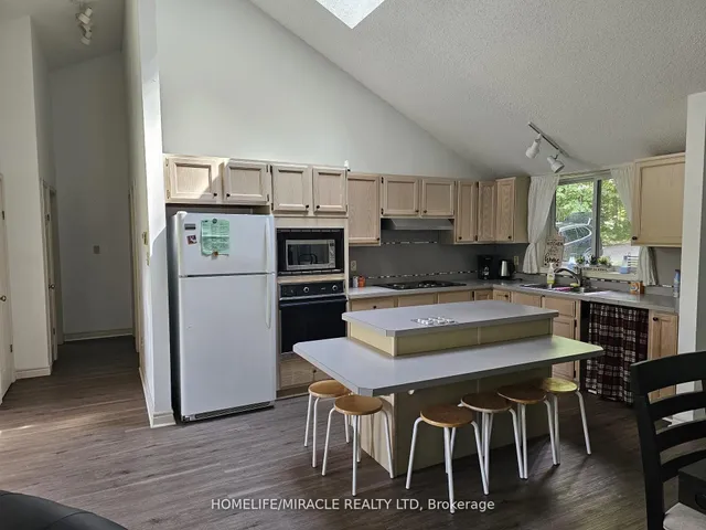 1274 Twist Lane, Highlands East 3