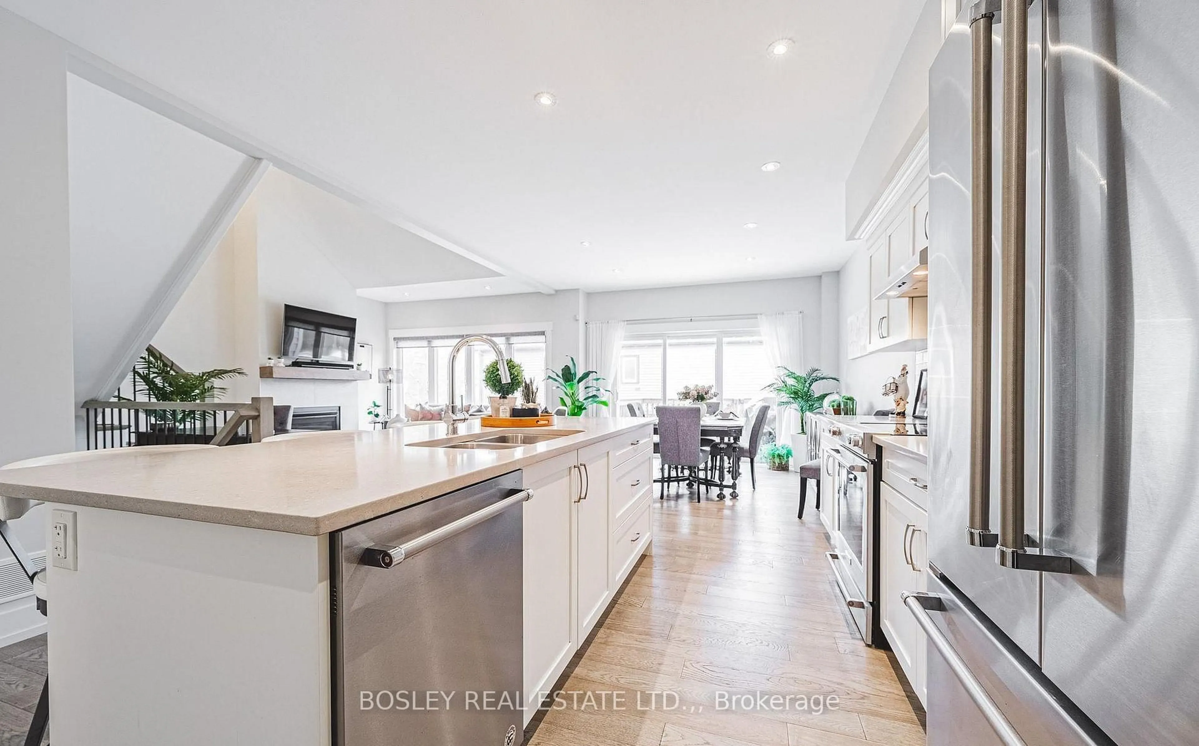 Contemporary kitchen, unknown for 3573 Dominion Rd #2, Fort Erie Ontario L0S 1N0
