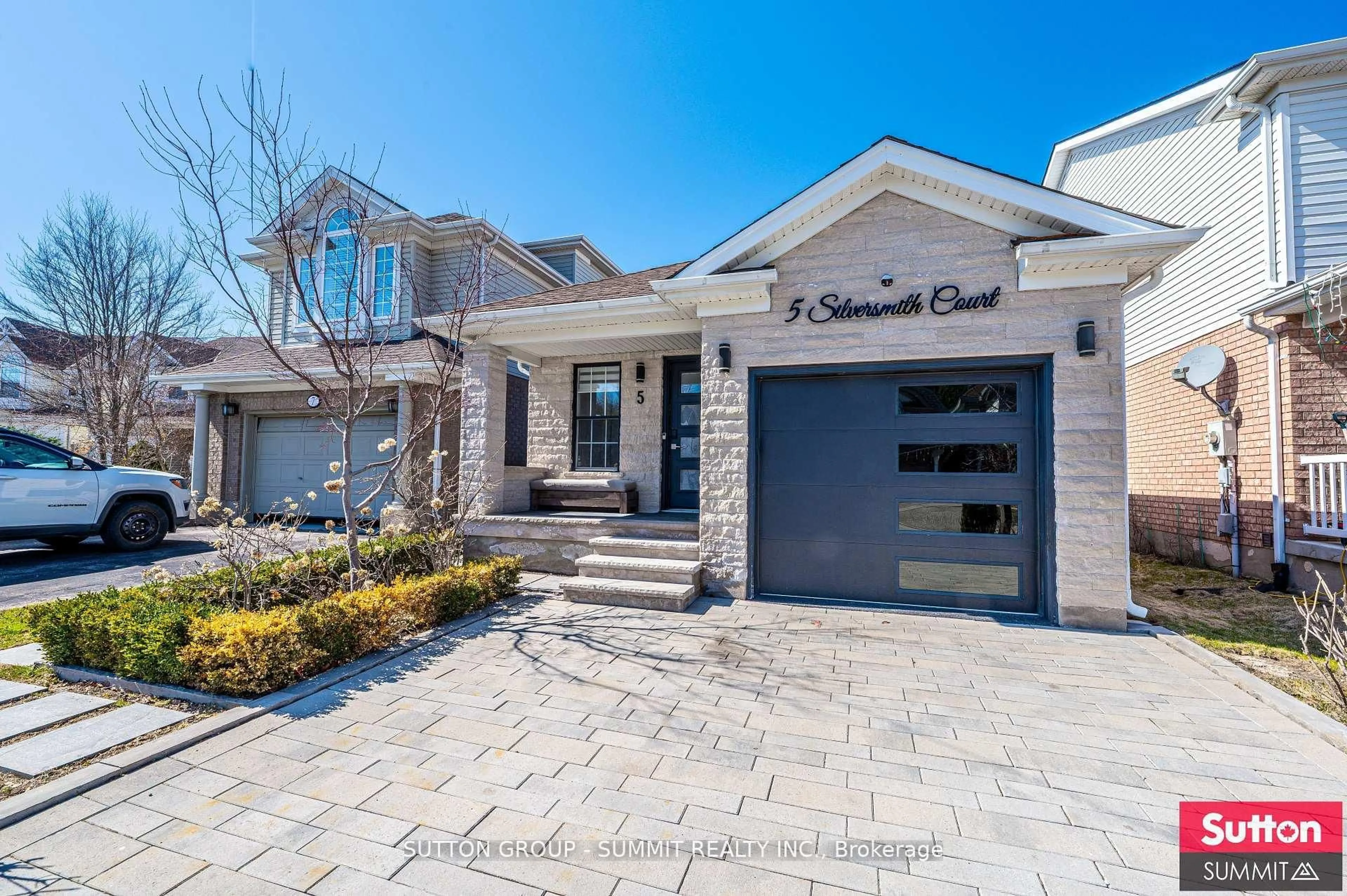 Home with brick exterior material, street for 5 Silversmith Crt, Guelph Ontario N1G 5C1
