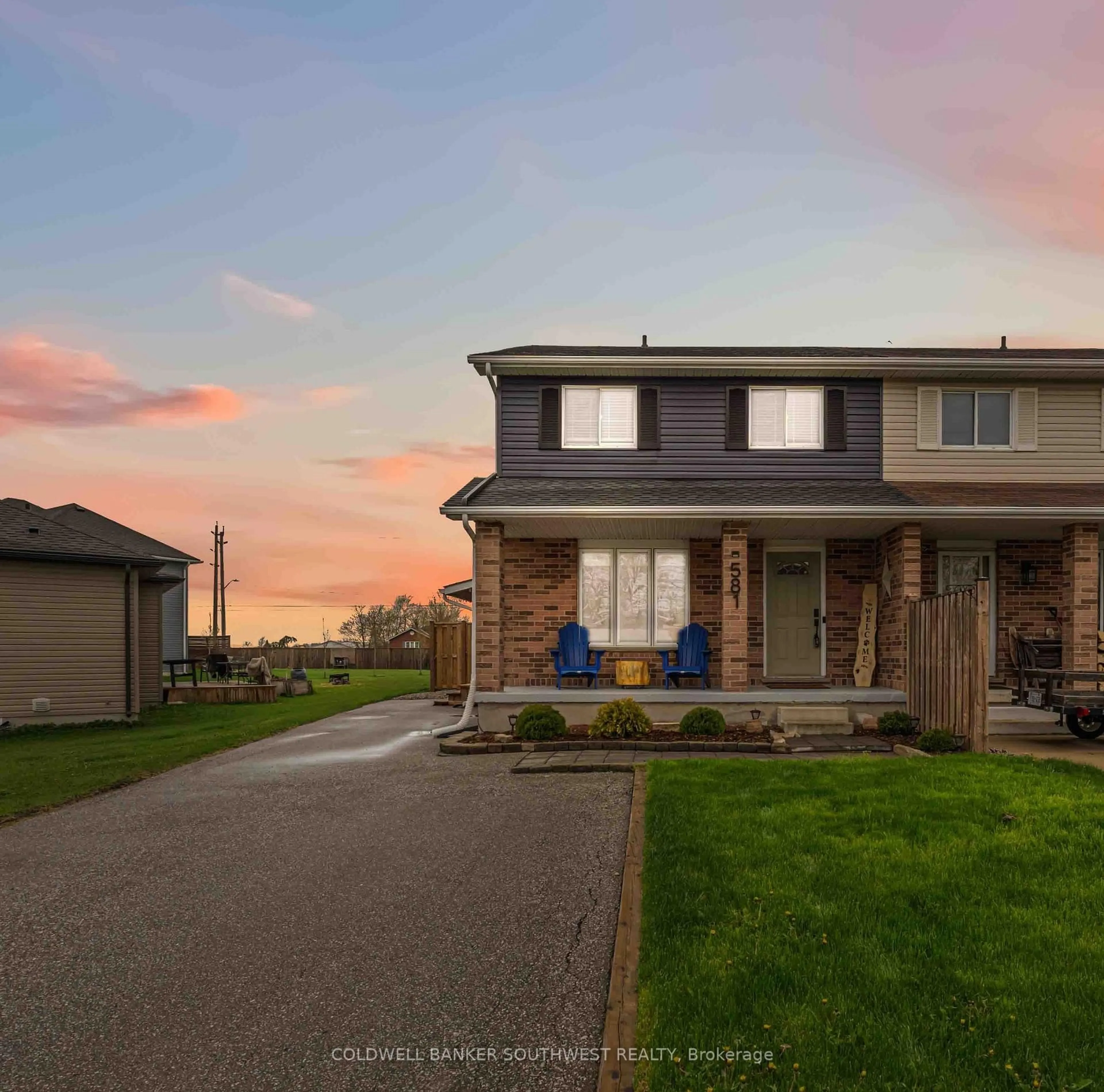 Unknown for 581 Scenic Dr, Warwick Ontario N0M 2S0