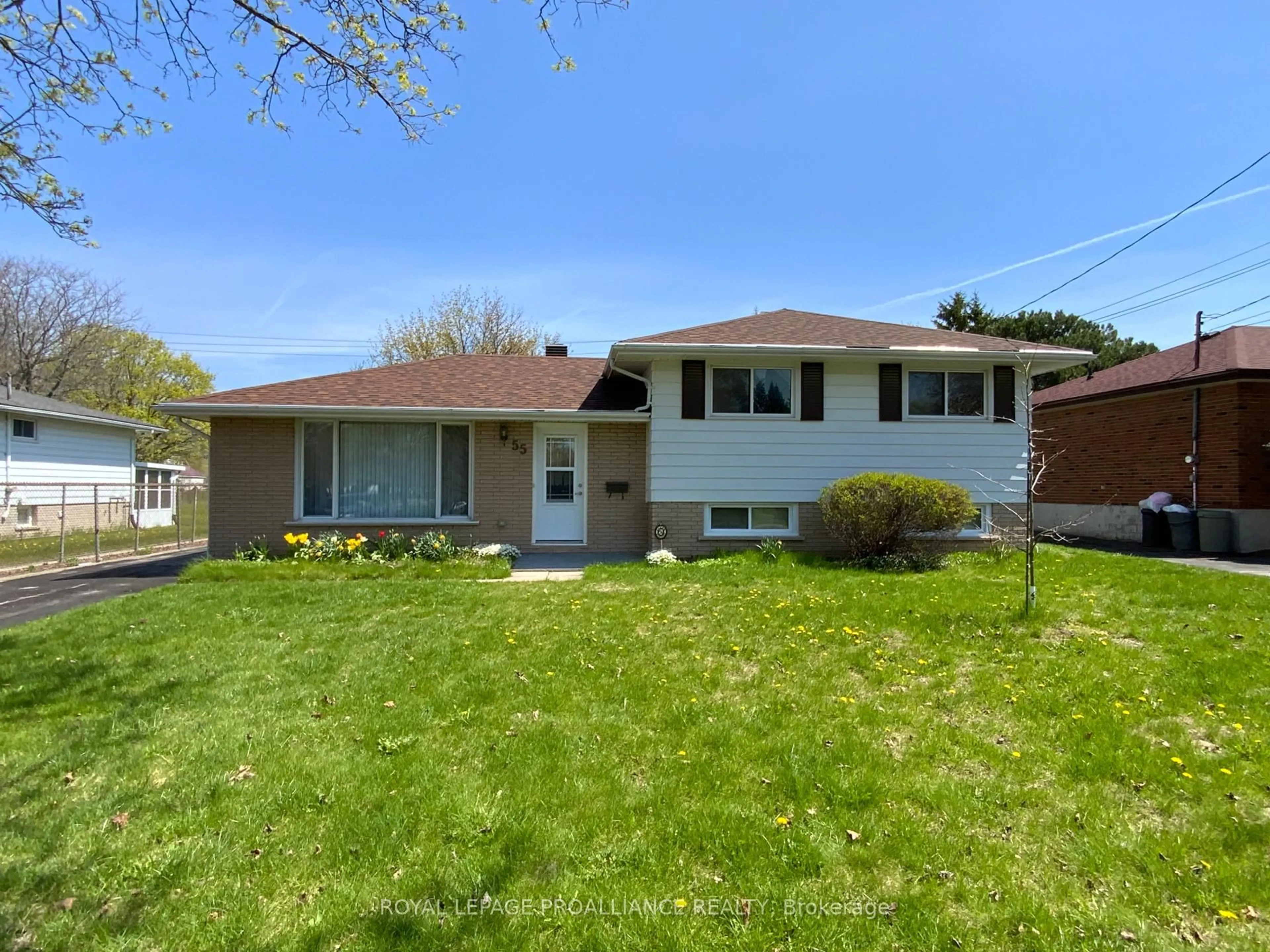Unknown for 55 Village Dr, Belleville Ontario K8P 4K2