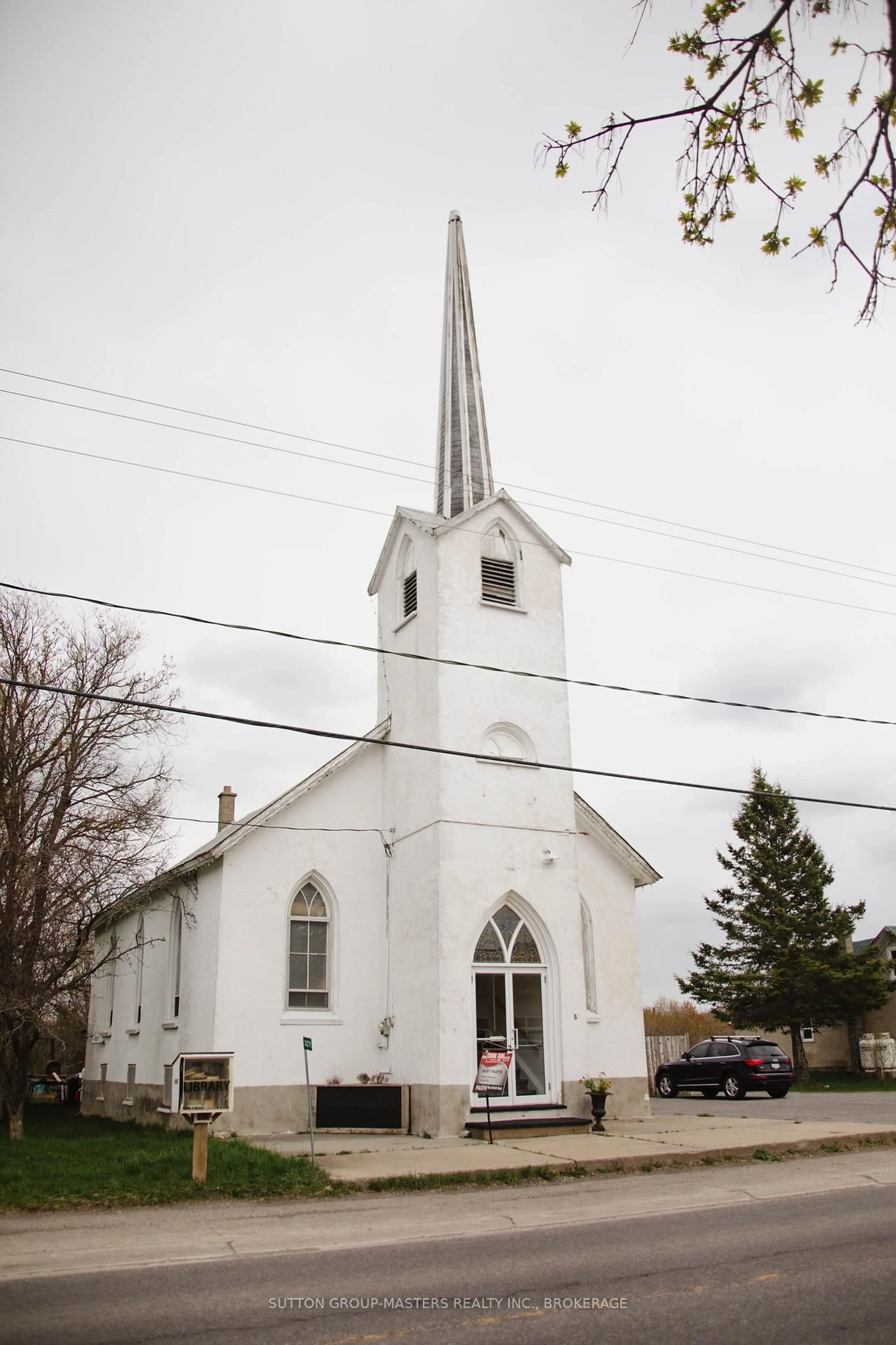 Blurry image for 3271 41 Highway, Greater Napanee Ontario K0K 2W0