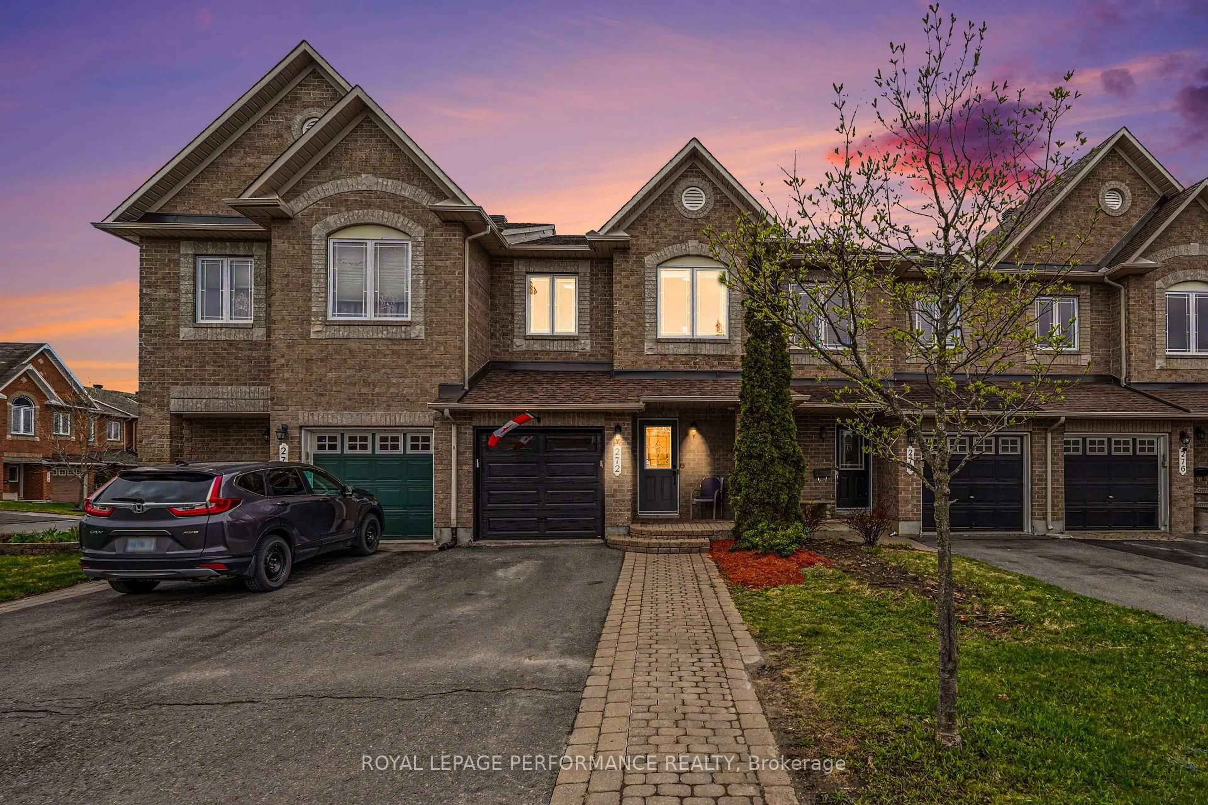 Unknown for 272 Branthaven St, Ottawa Ontario K4A 0H8