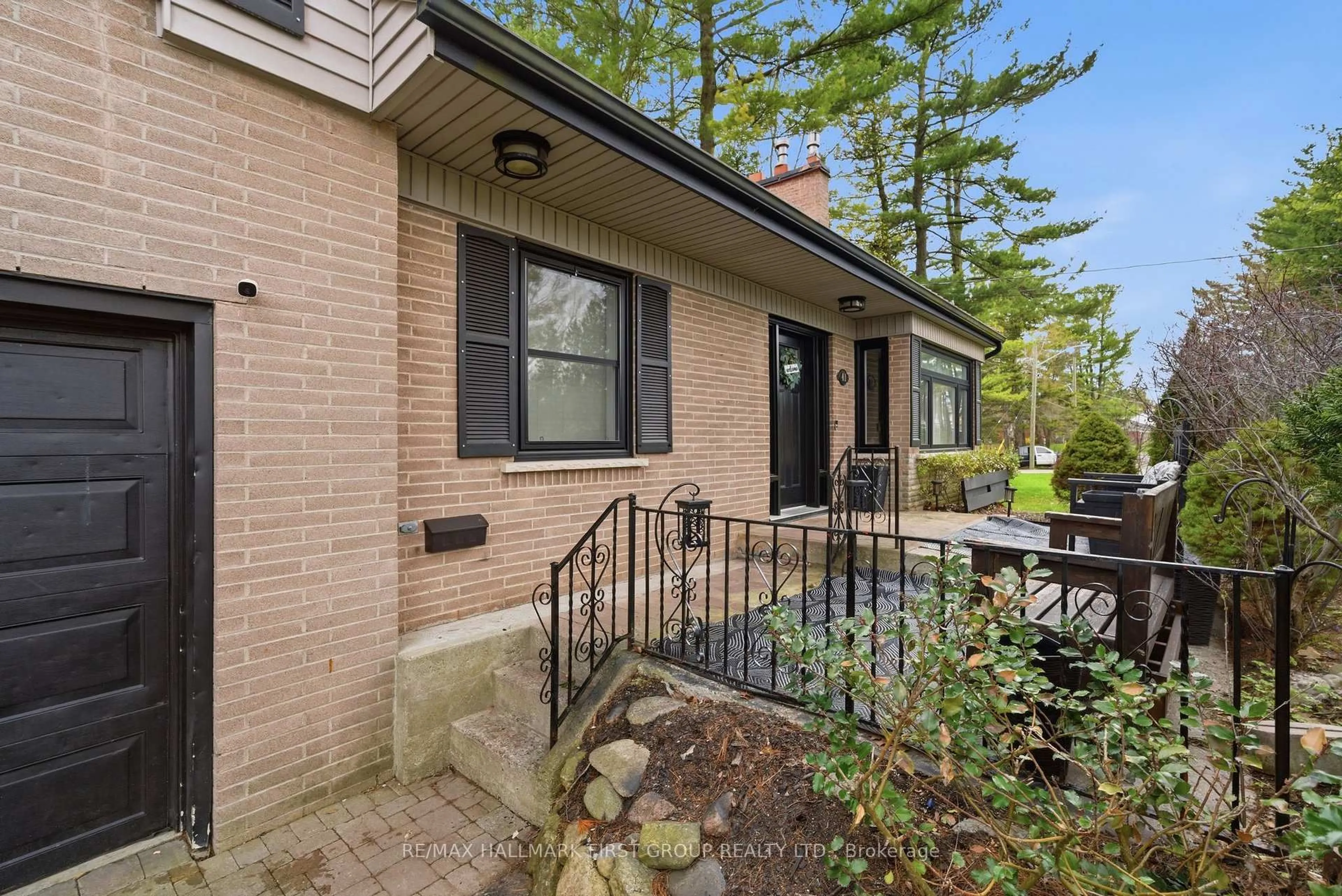 Home with brick exterior material, street for 41 Freeman Dr, Port Hope Ontario L1A 2E1