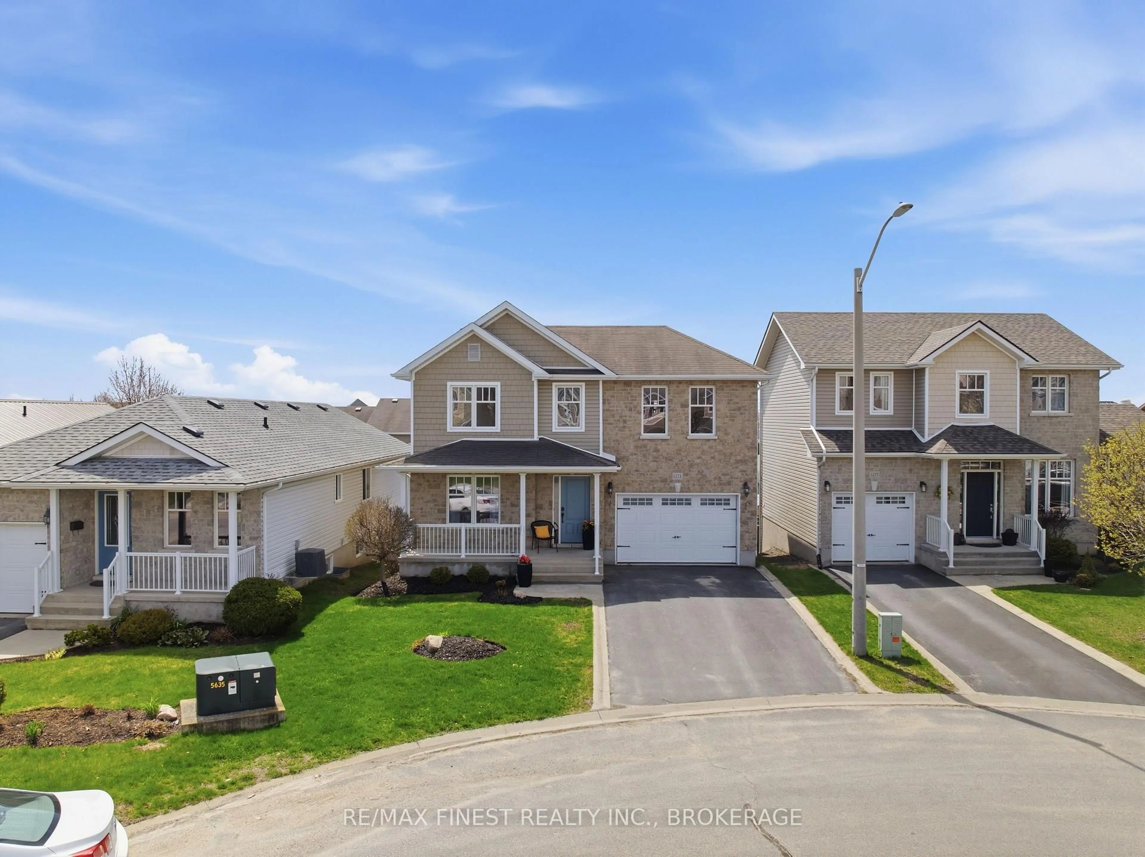 A pic from outside/outdoor area/front of a property/back of a property/a pic from drone, street for 1223 Amanda Crt, Kingston Ontario K7P 0C3