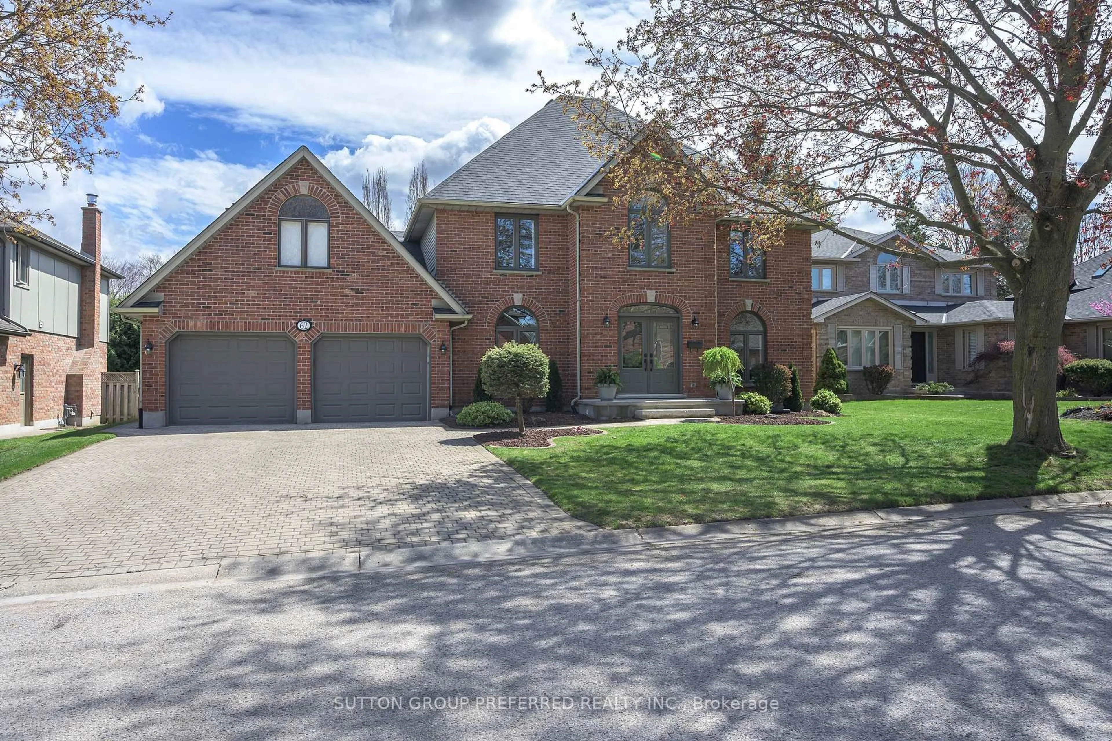 Home with brick exterior material, street for 62 Carriage Hill Dr, London North Ontario N5X 3W7