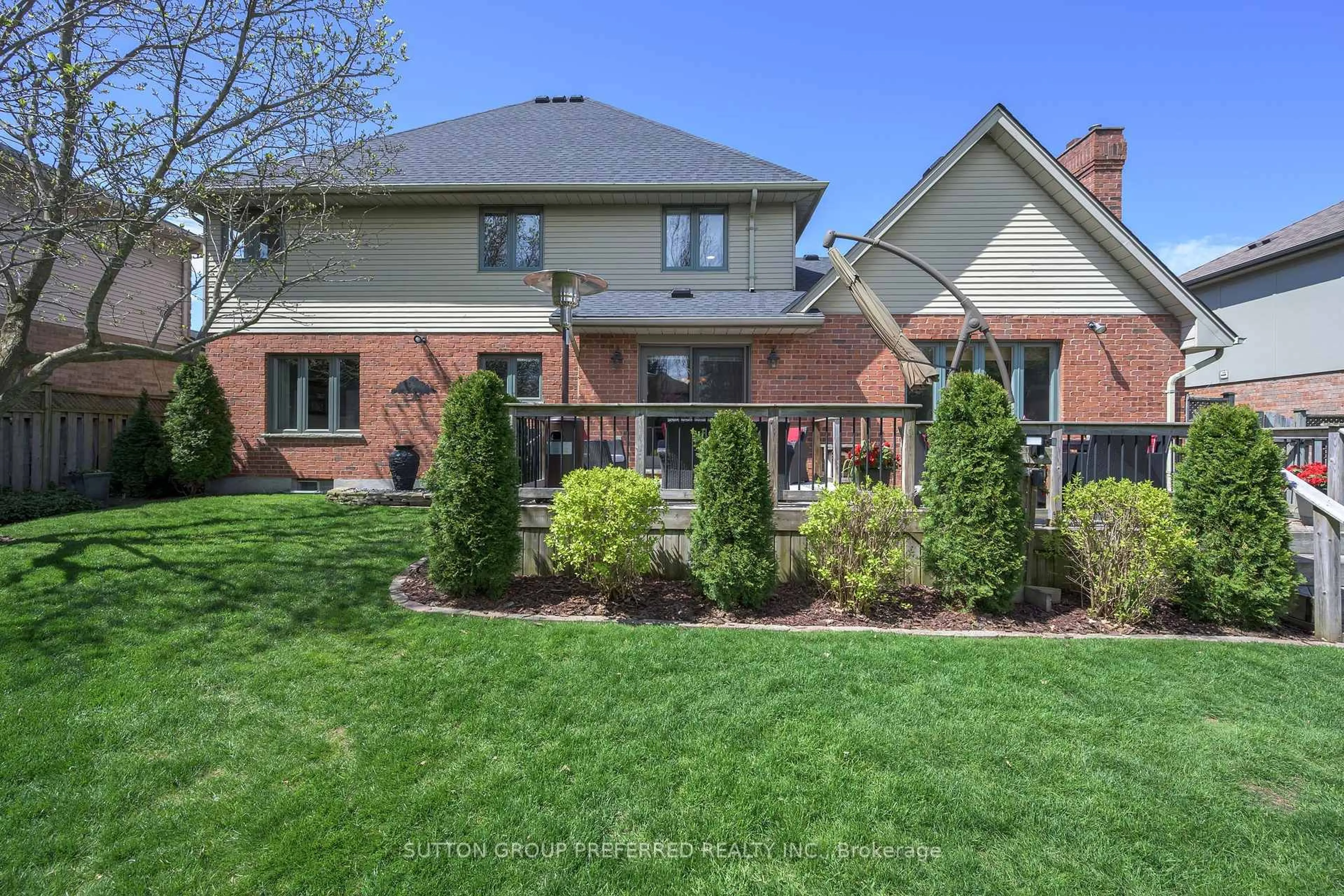 Home with brick exterior material, street for 62 Carriage Hill Dr, London North Ontario N5X 3W7