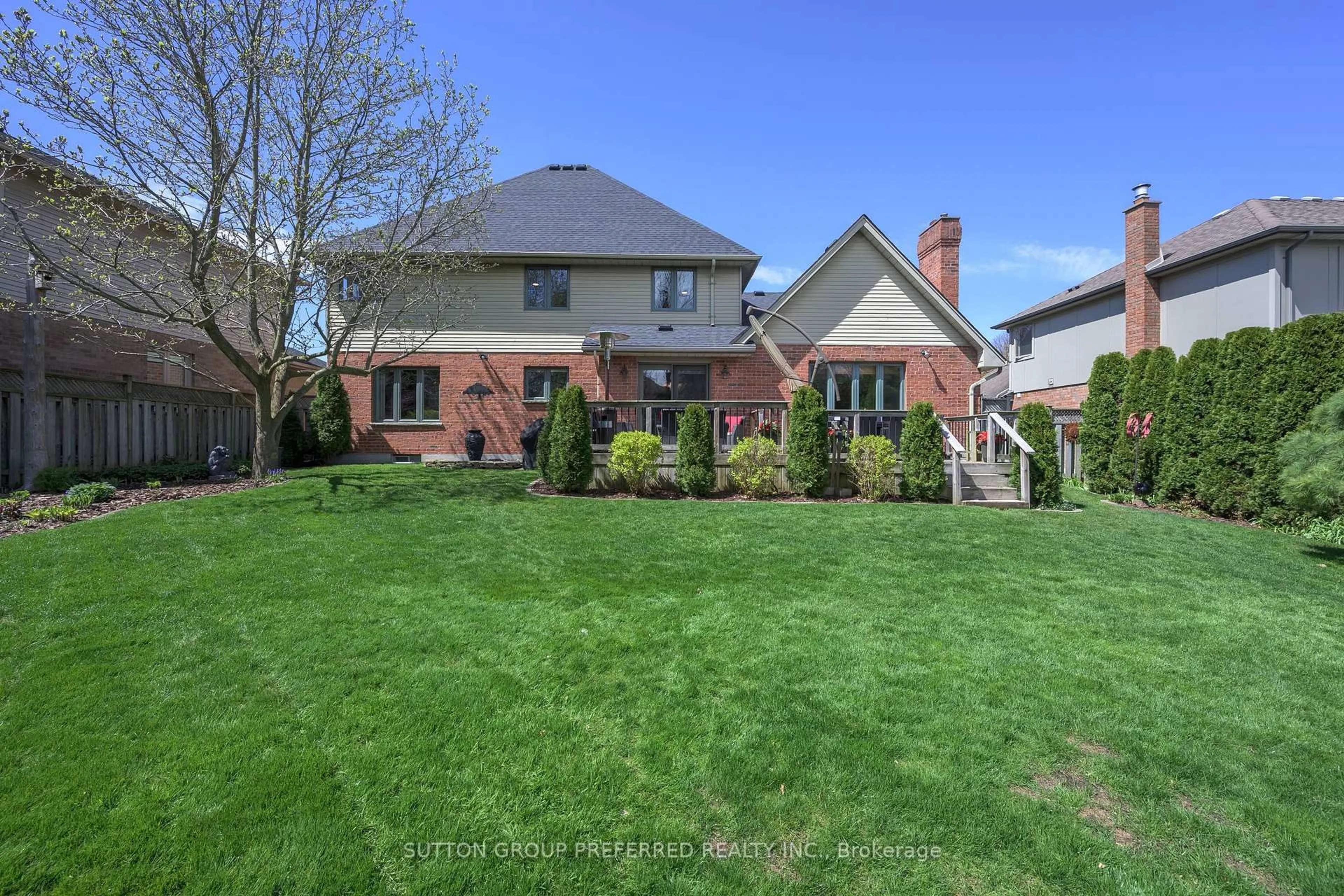 Unknown for 62 Carriage Hill Dr, London North Ontario N5X 3W7