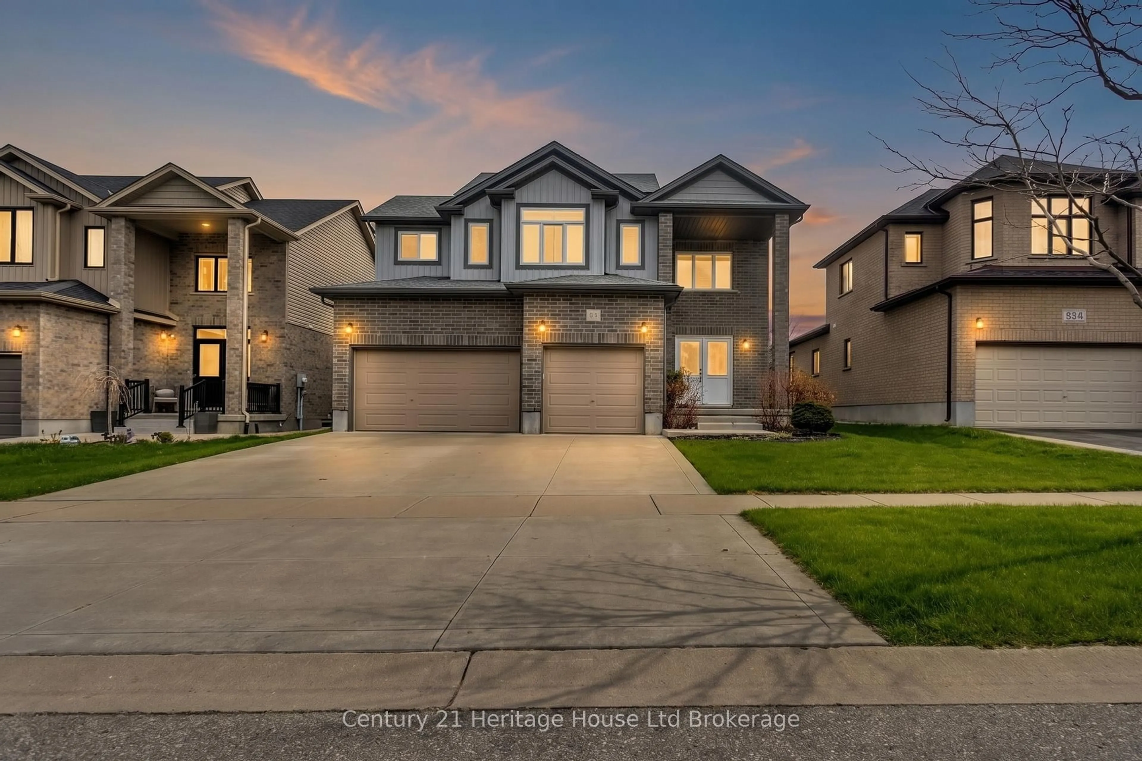 Unknown for 832 Halifax Rd, Woodstock Ontario N4T 0C6